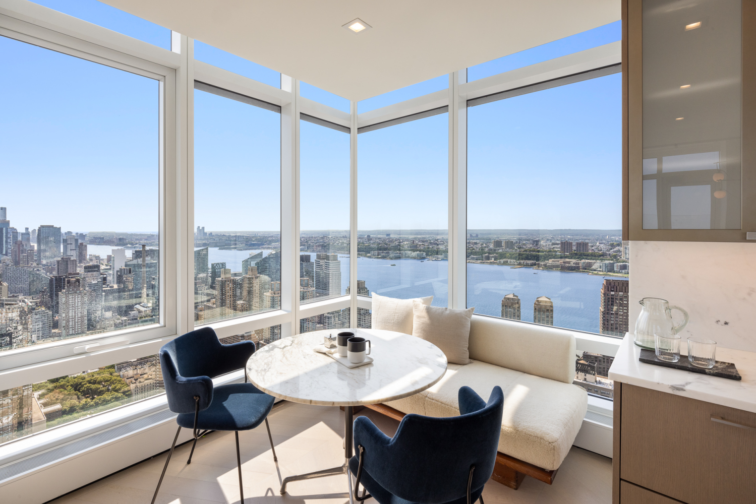 #10 photo, 200 AMSTERDAM Avenue, マンハッタン Lincoln Square , NY 10024