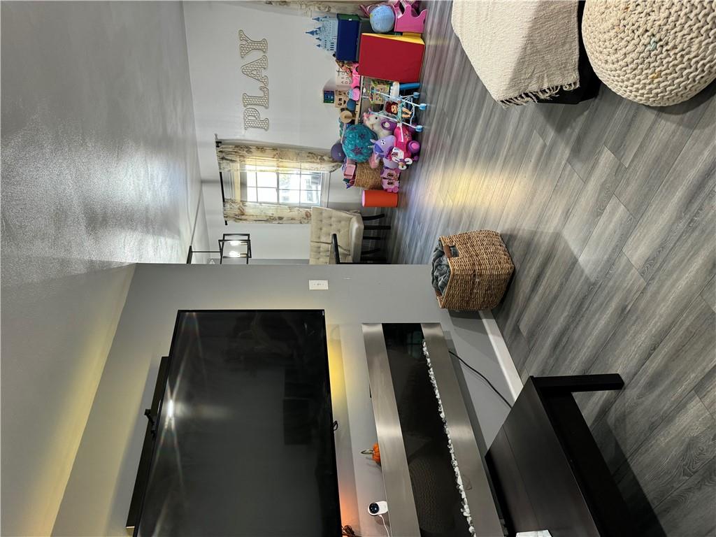 #11 photo, 89 New Holland Village, Nanuet , NY 10954