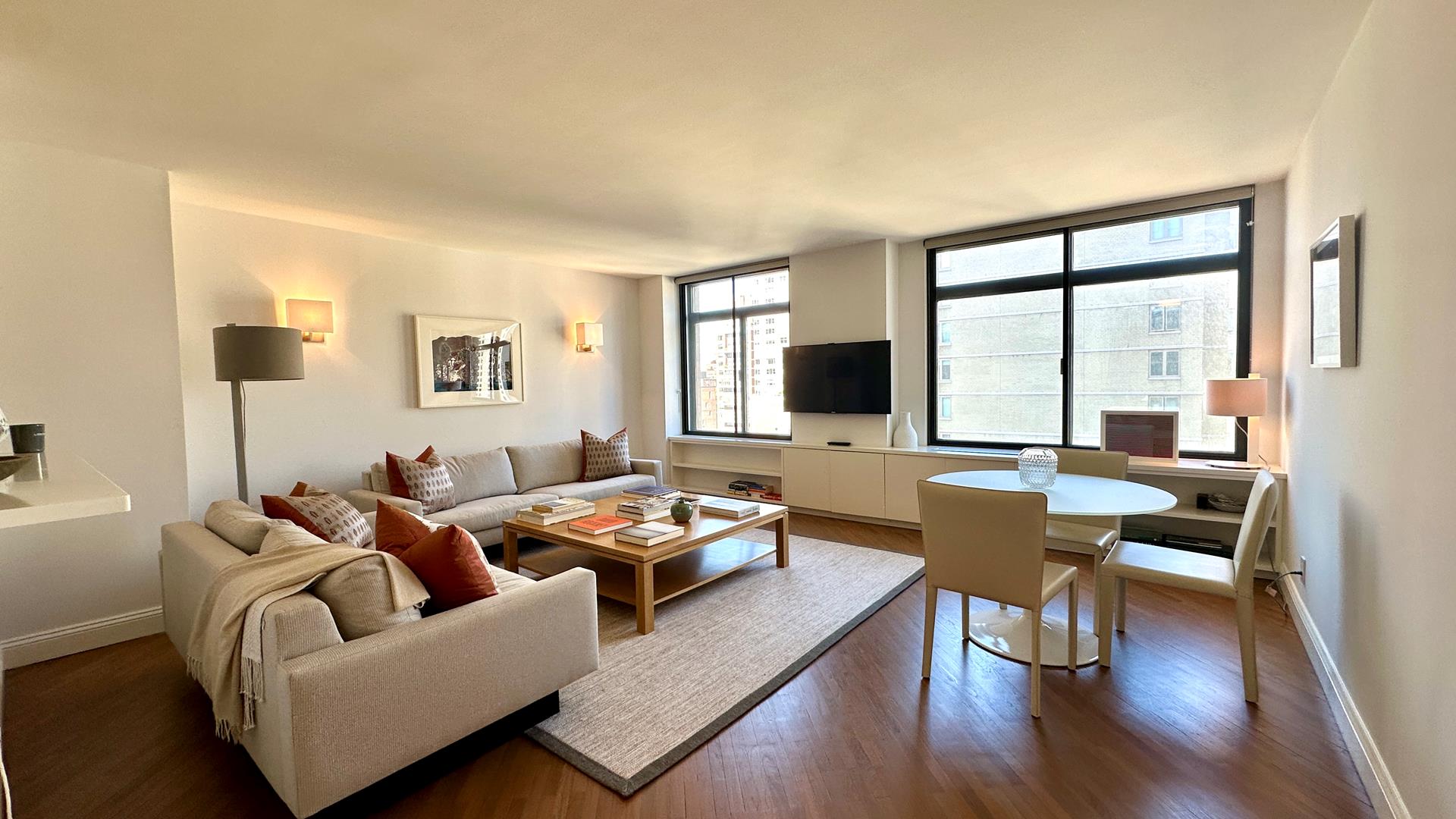 #1 photo, 400 East 70th Street 1806, Lenox Hill , NY 10021