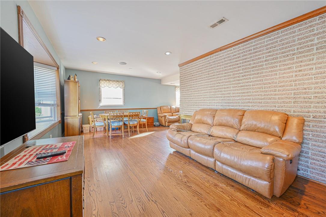 #15 photo, 3204 Glennon Place, הברונקס Bronx , NY 10465