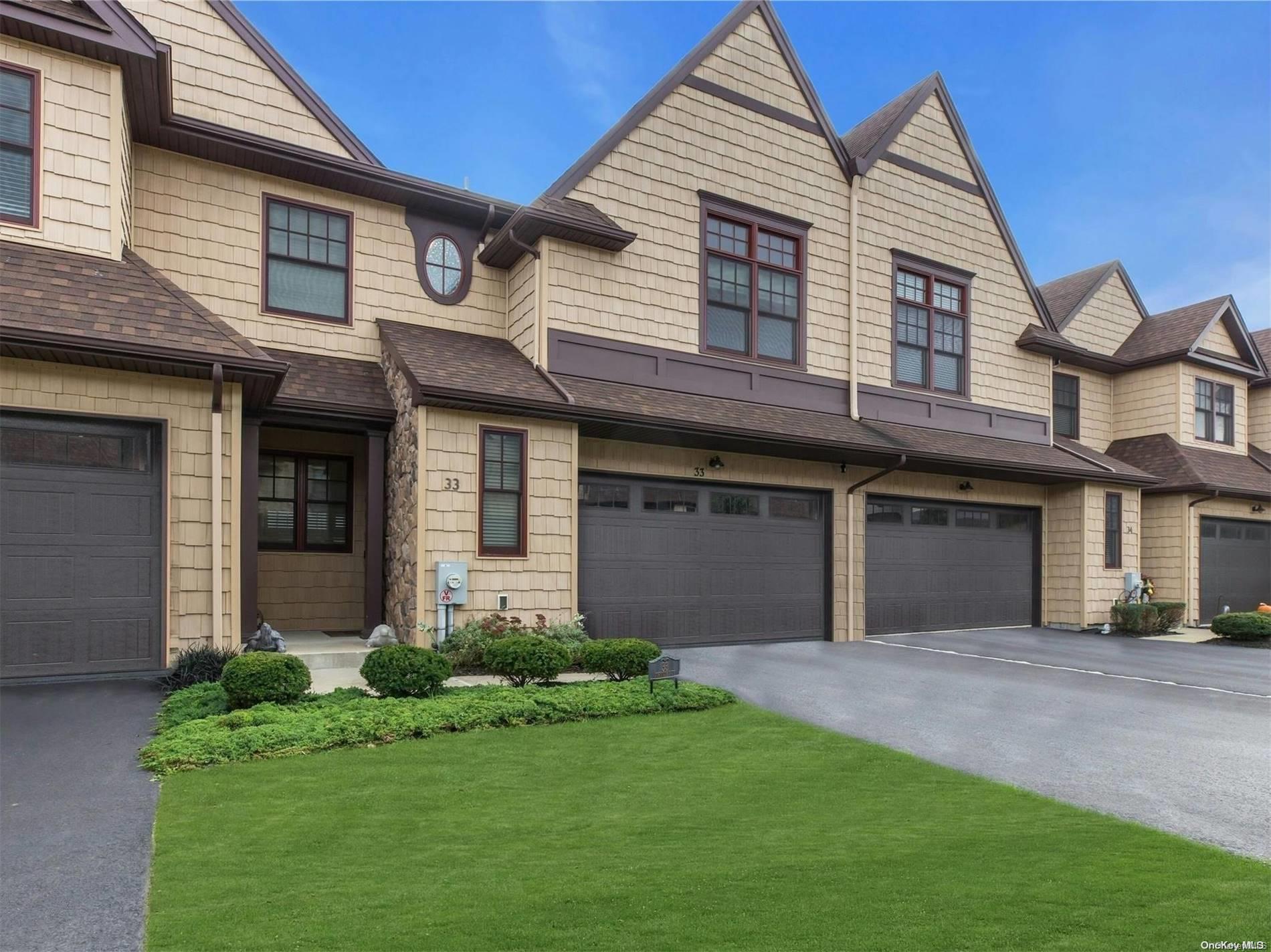 #1 photo, 33 Johnnys Path, Bayport , NY 11705