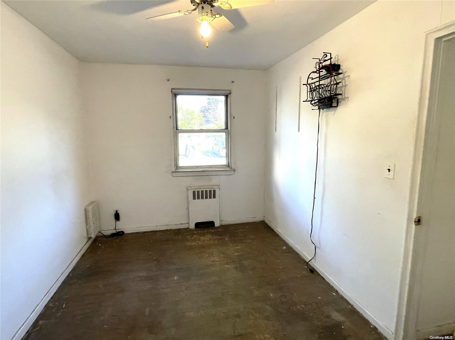 #10 photo, 81-51 Langdale Street, クイーンズ区 New Hyde Park , NY 11040