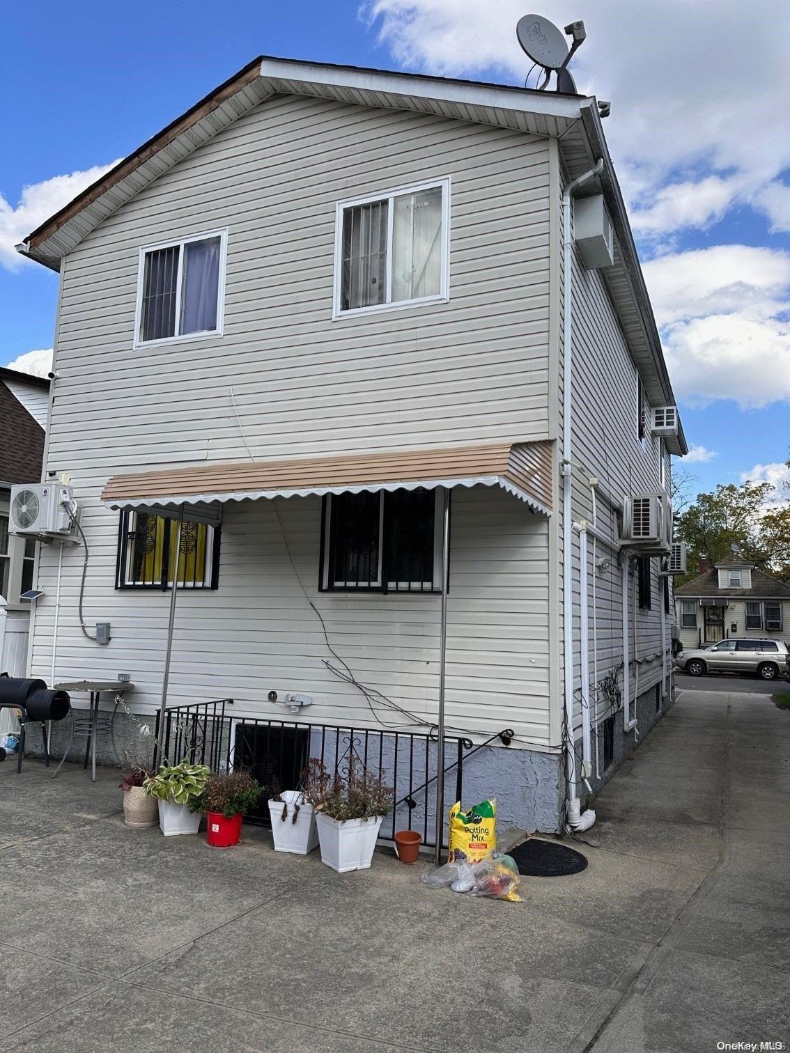 #6 photo, 140-22 171st Street, Jamaica , NY 11434