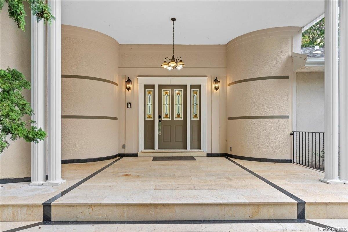 #2 photo, 6820 N Hempstead Turnpike, ナッソー郡 Oyster Bay Cove , NY 11771