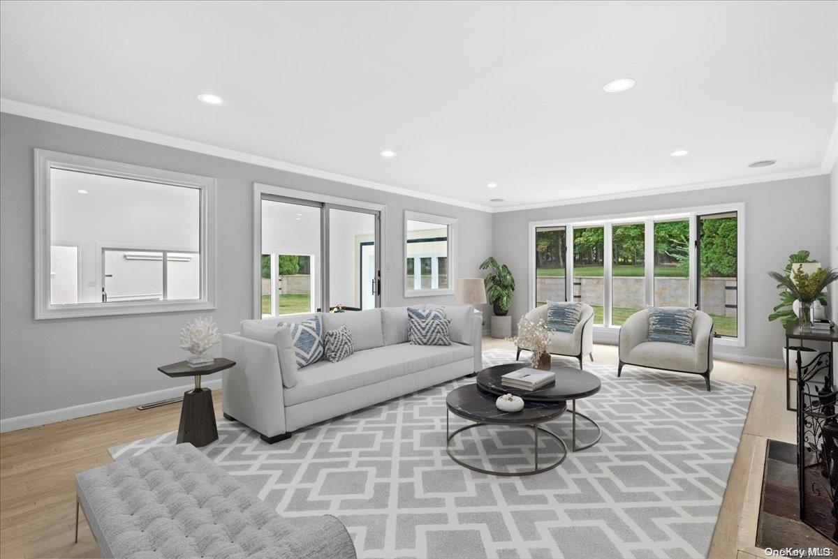 #6 photo, 6820 N Hempstead Turnpike, ナッソー郡 Oyster Bay Cove , NY 11771