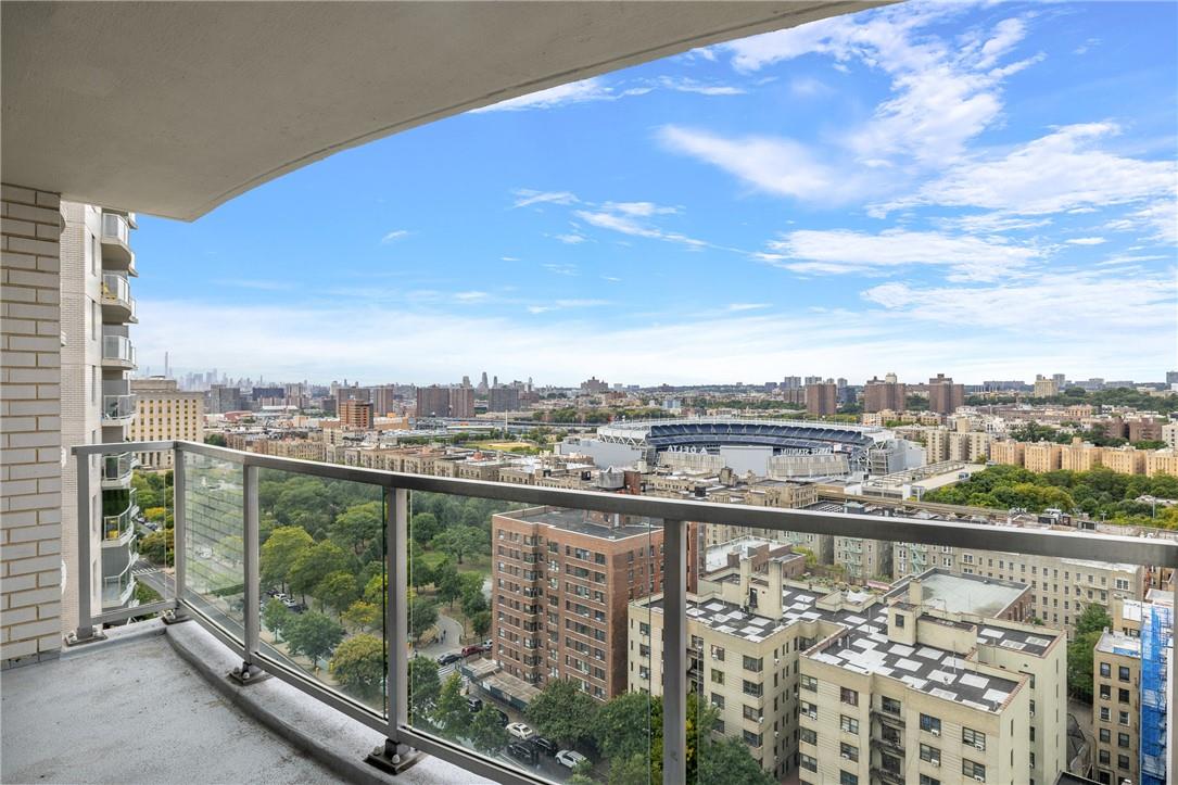 #5 photo, 1020 Grand Concourse, برونكس Bronx , NY 10451