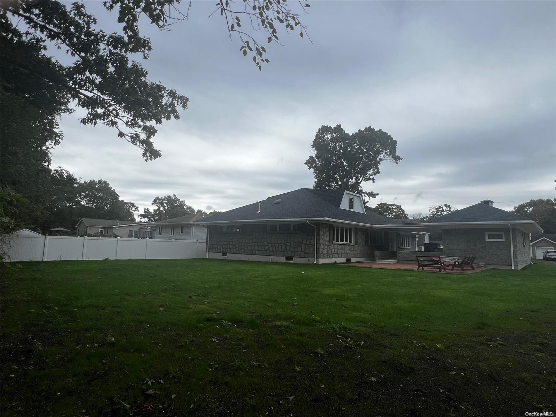 #3 photo, 93 Lake Street, 东长岛 艾斯利普 Islip , NY 11751