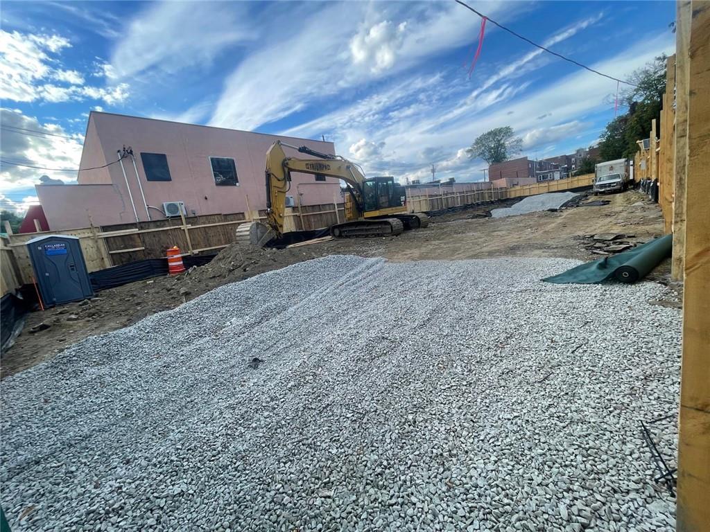 #7 photo, 210-214-218-220-226 white plains road, ブロンクス区 Bronx , NY 10473