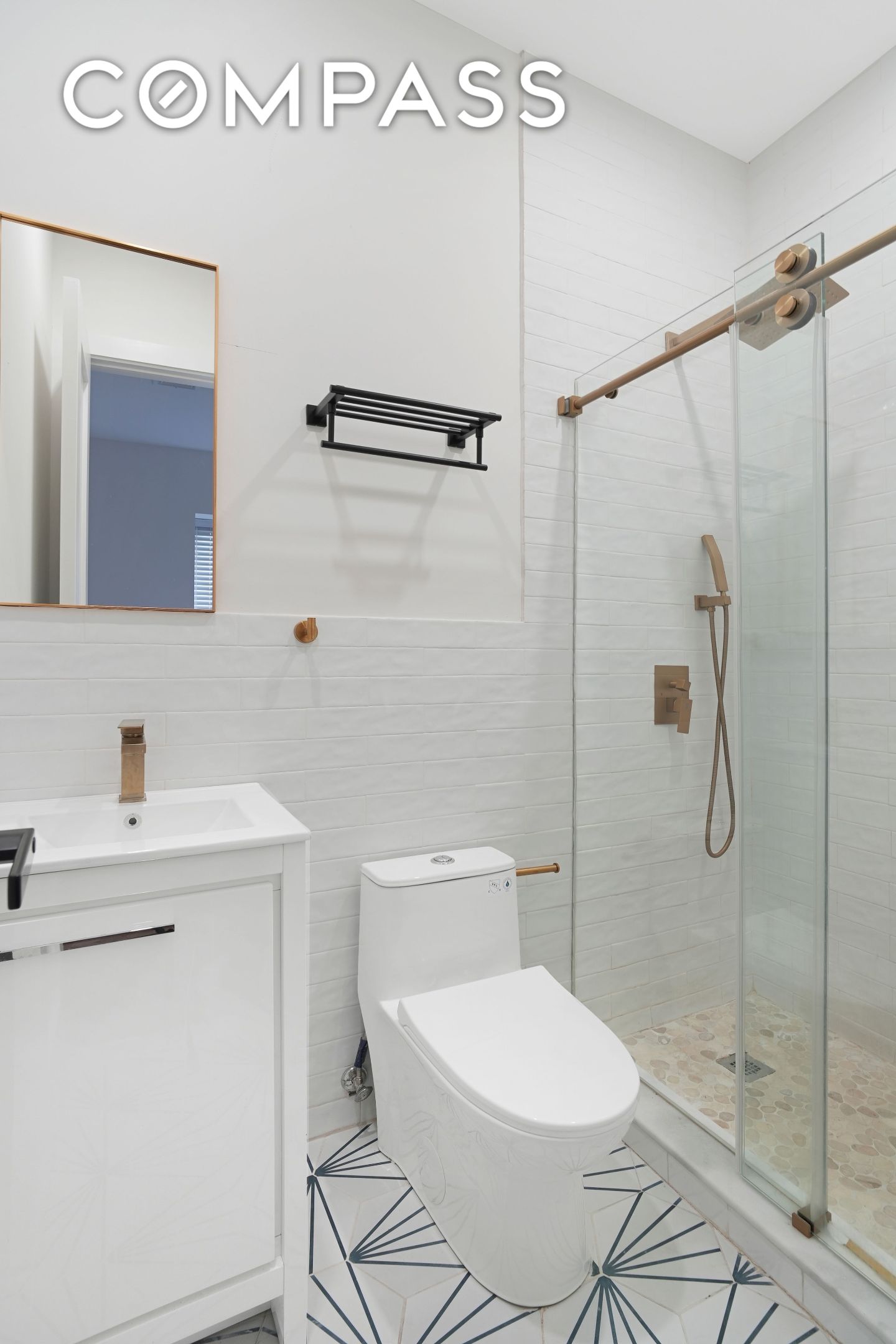 #13 photo, 1390 Eastern Parkway, ブルックリン区 Crown Heights , NY 11233