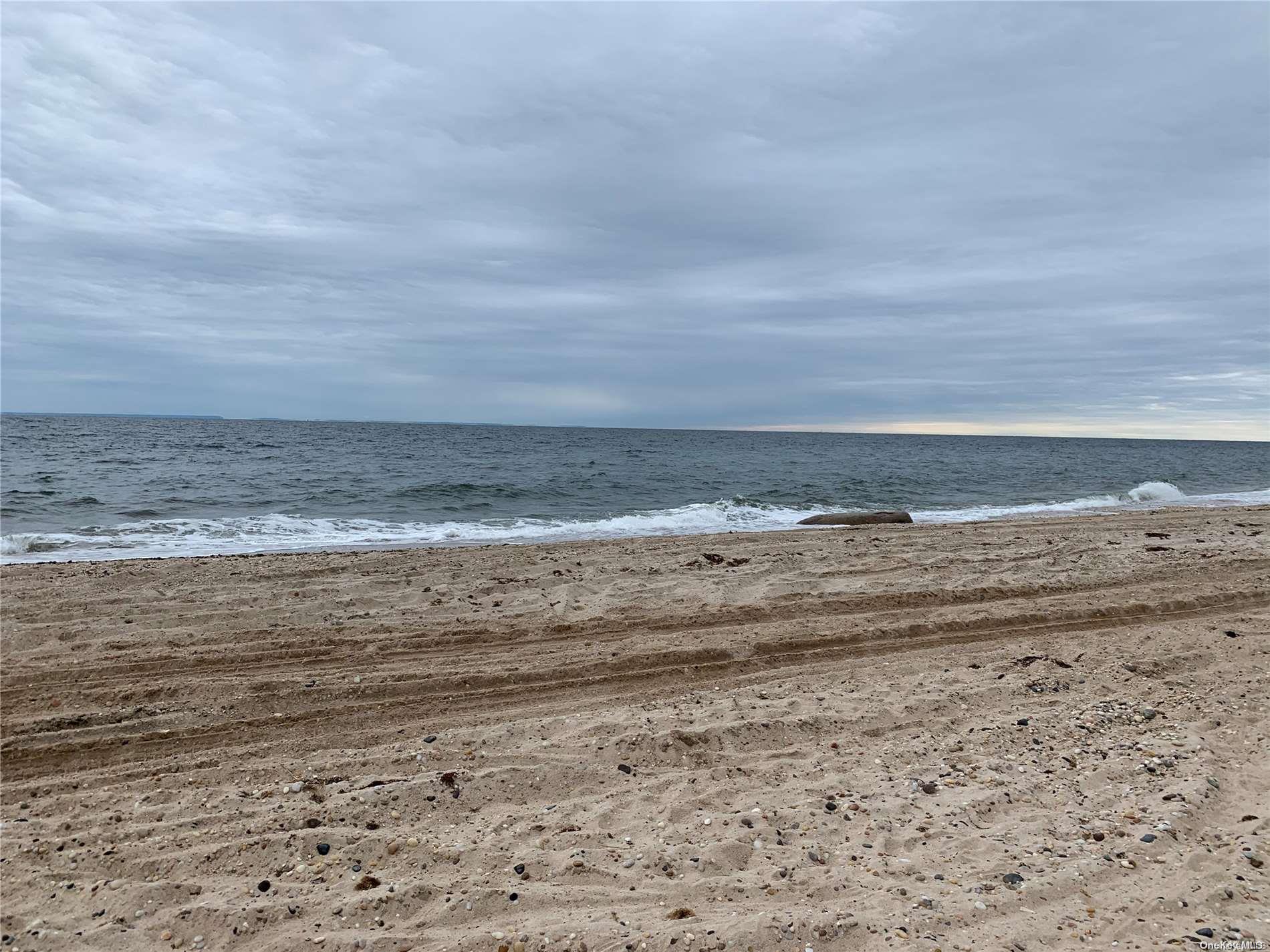 #3 photo, 3994 Sound Avenue, サフォーク郡 Riverhead , NY 11901