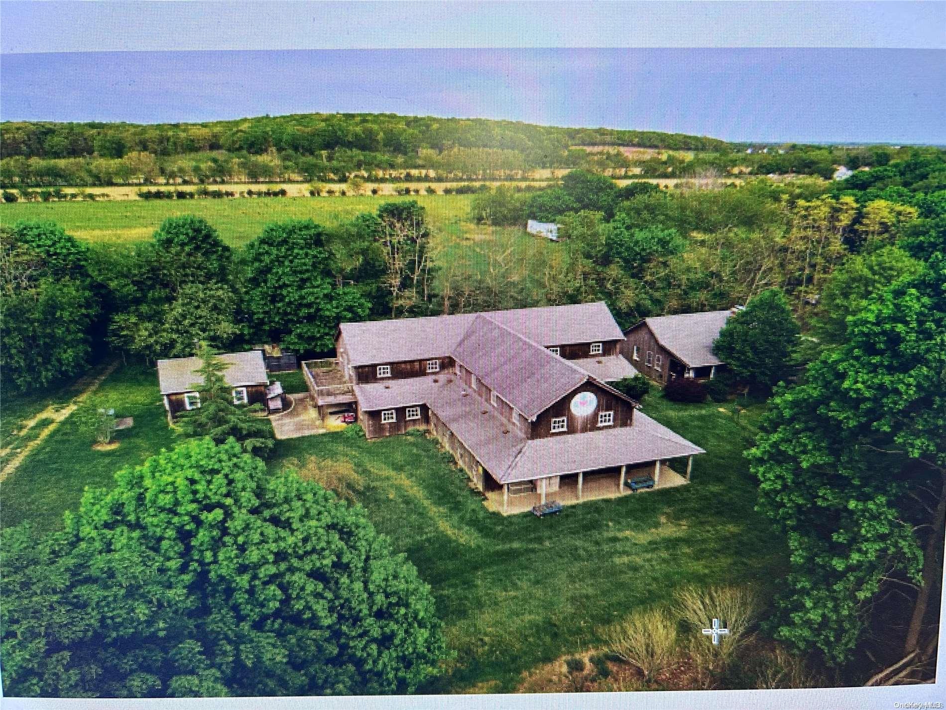 #6 photo, 3994 Sound Avenue, サフォーク郡 Riverhead , NY 11901