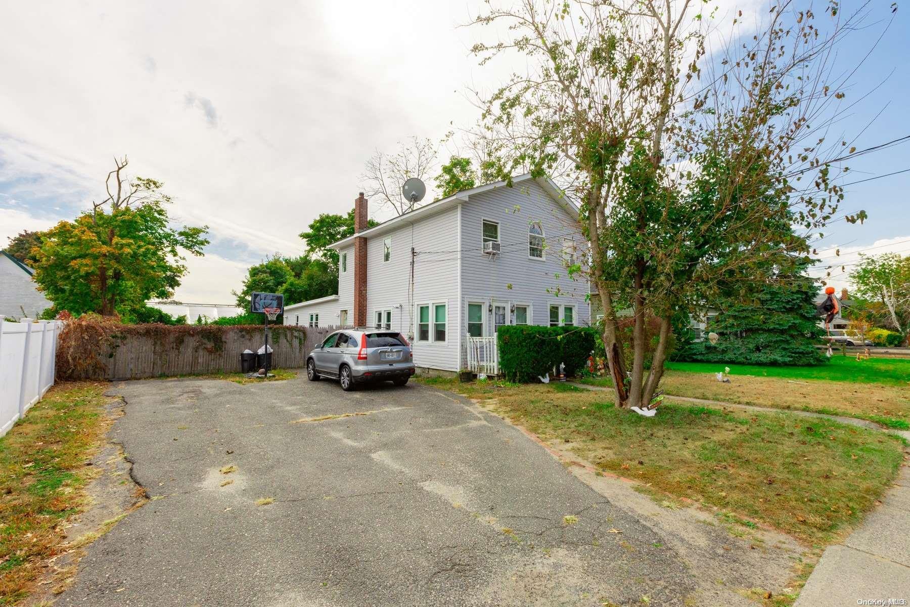 #2 photo, 300 Oak Street, Patchogue , NY 11772