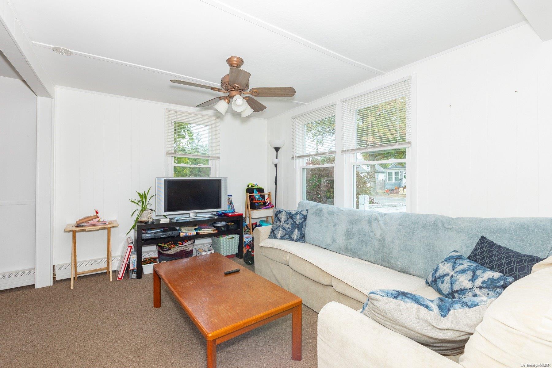 #4 photo, 300 Oak Street, Patchogue , NY 11772