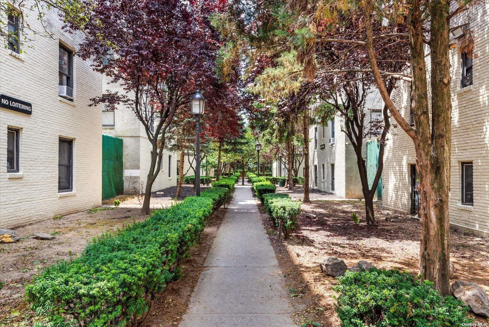 #16 photo, 21-27 33rd Street, クイーンズ区 Astoria , NY 11105