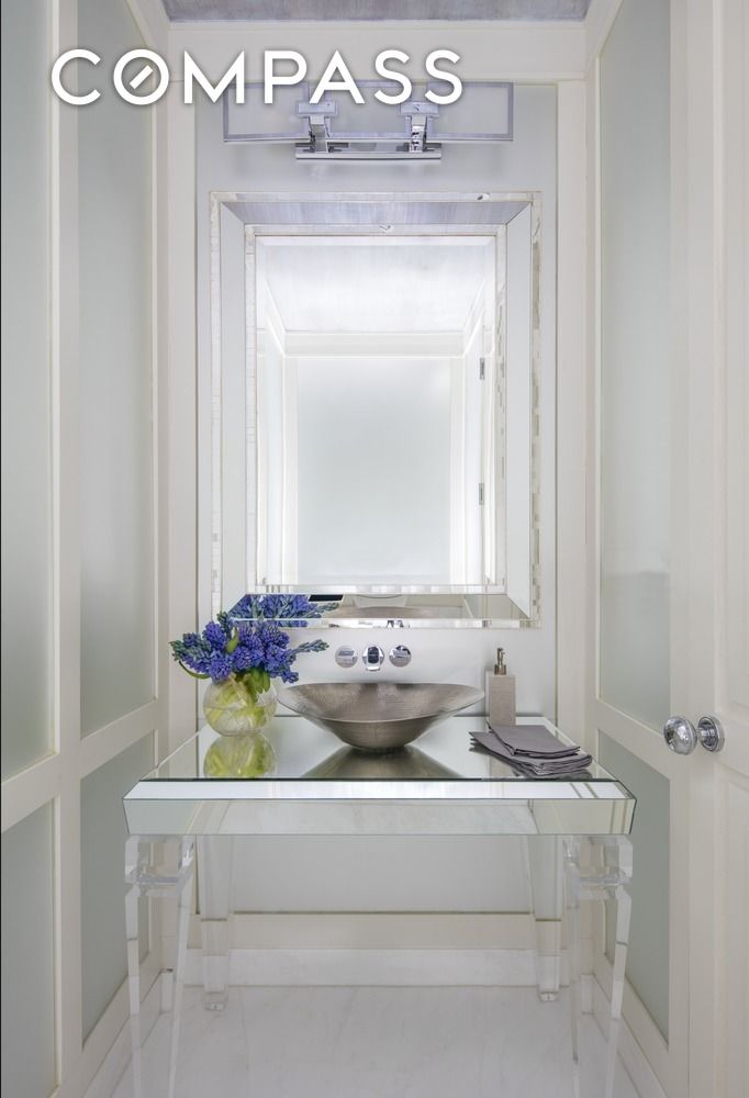 #18 photo, 20 W 53rd Street, マンハッタン Midtown Central , NY 10019