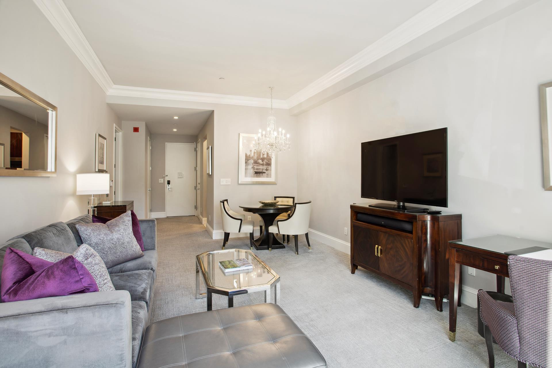 #5 photo, 1 CENTRAL Park W, マンハッタン Lincoln Square , NY 10023