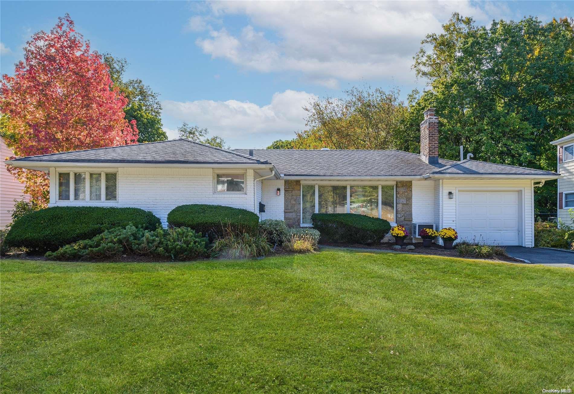 #1 photo, 6 Jeannette Drive, Port Washington , NY 11050