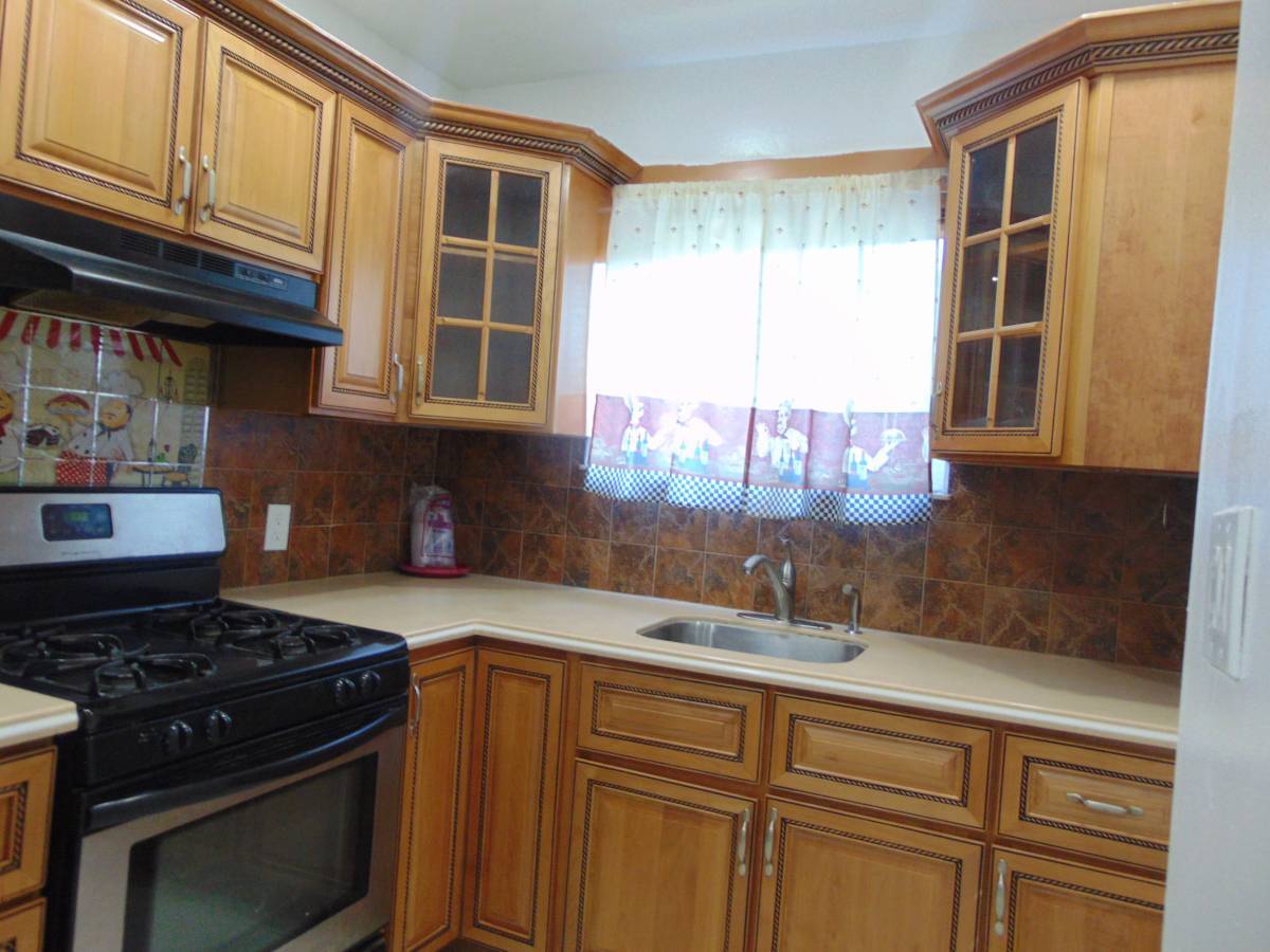 #5 photo, 18904 114th Road, St. Albans , NY 11412