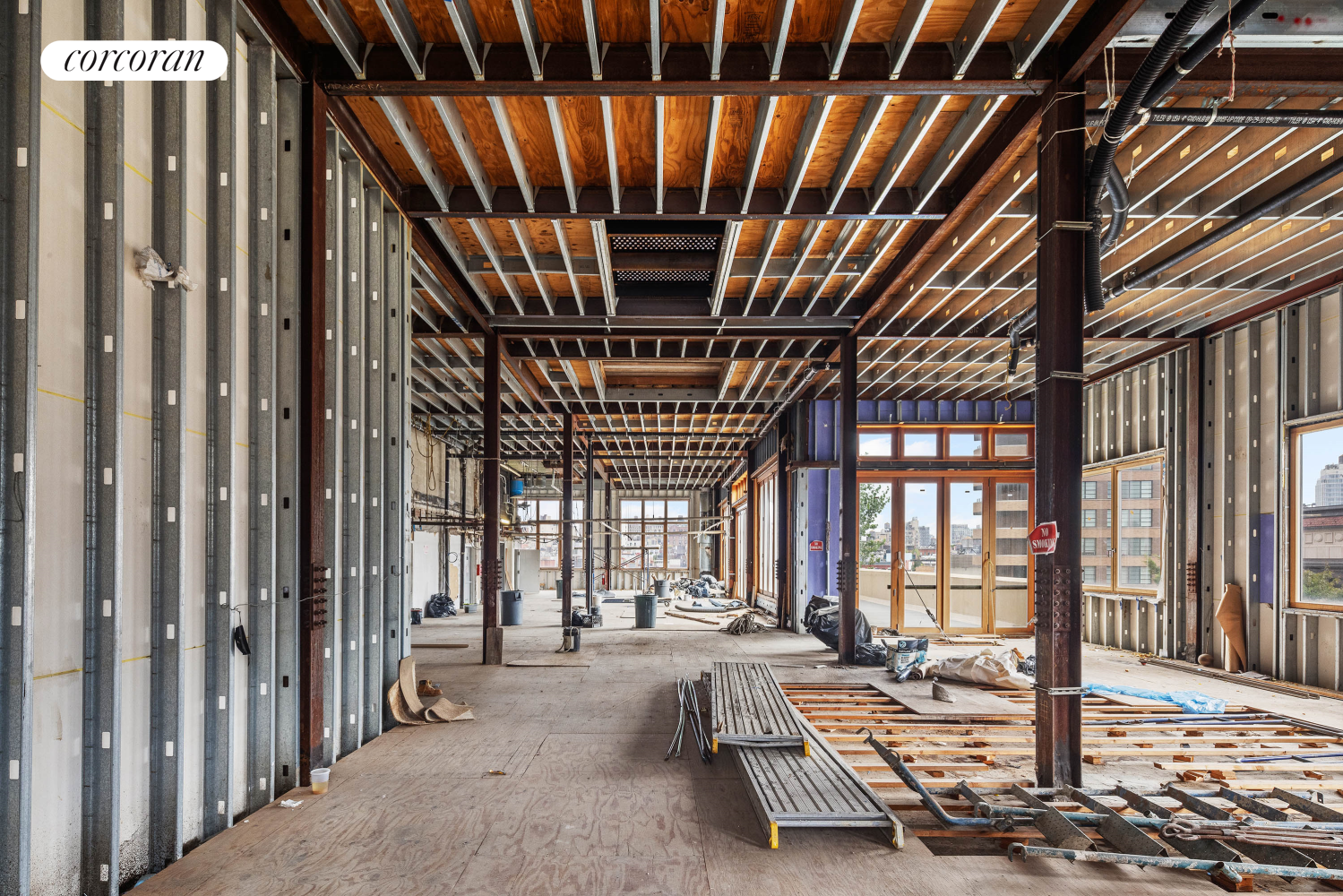 #9 photo, 145 6TH Avenue, マンハッタン Hudson Square , NY 10013