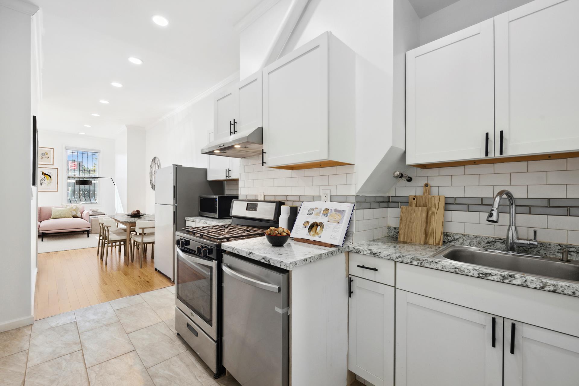 #4 photo, 131 20TH Street, ブルックリン区 Greenwood Heights , NY 11232