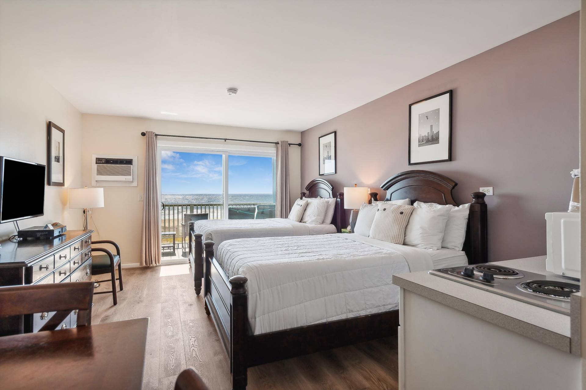 #35 photo, 84 South Emerson Avenue, מחוז סאפוק Montauk , NY 11954