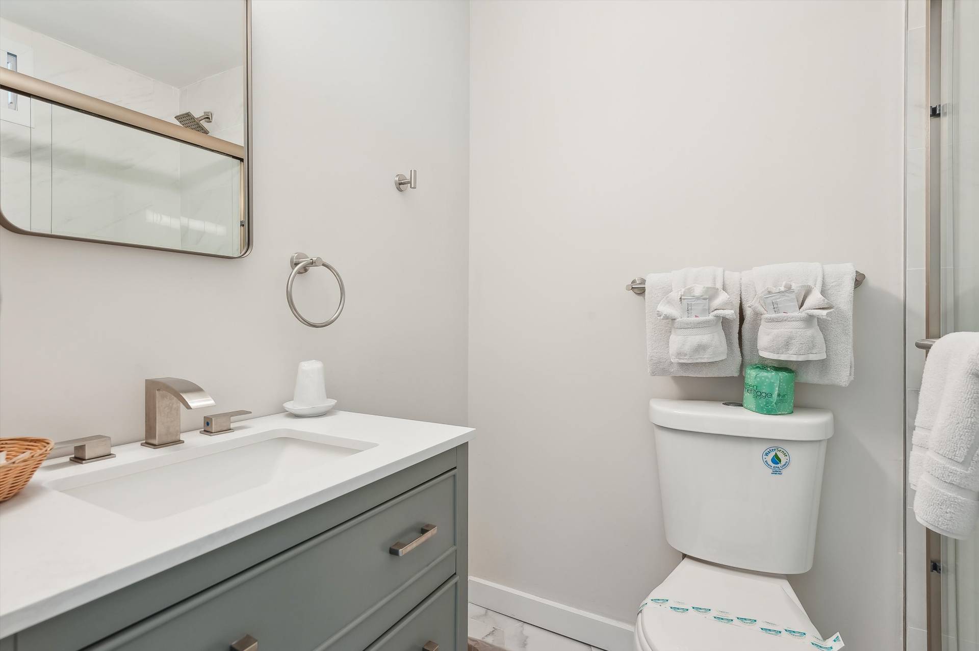 #41 photo, 84 South Emerson Avenue, Montauk , NY 11954