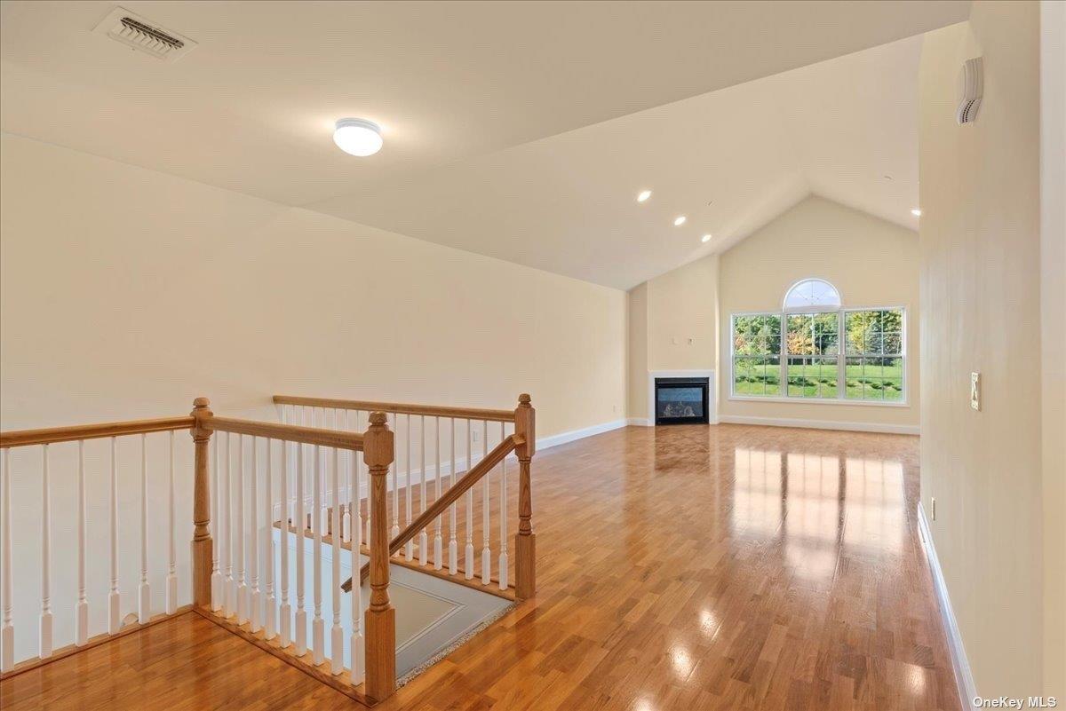 #12 photo, 35 Steven Circle, サフォーク郡 Dix Hills , NY 11746