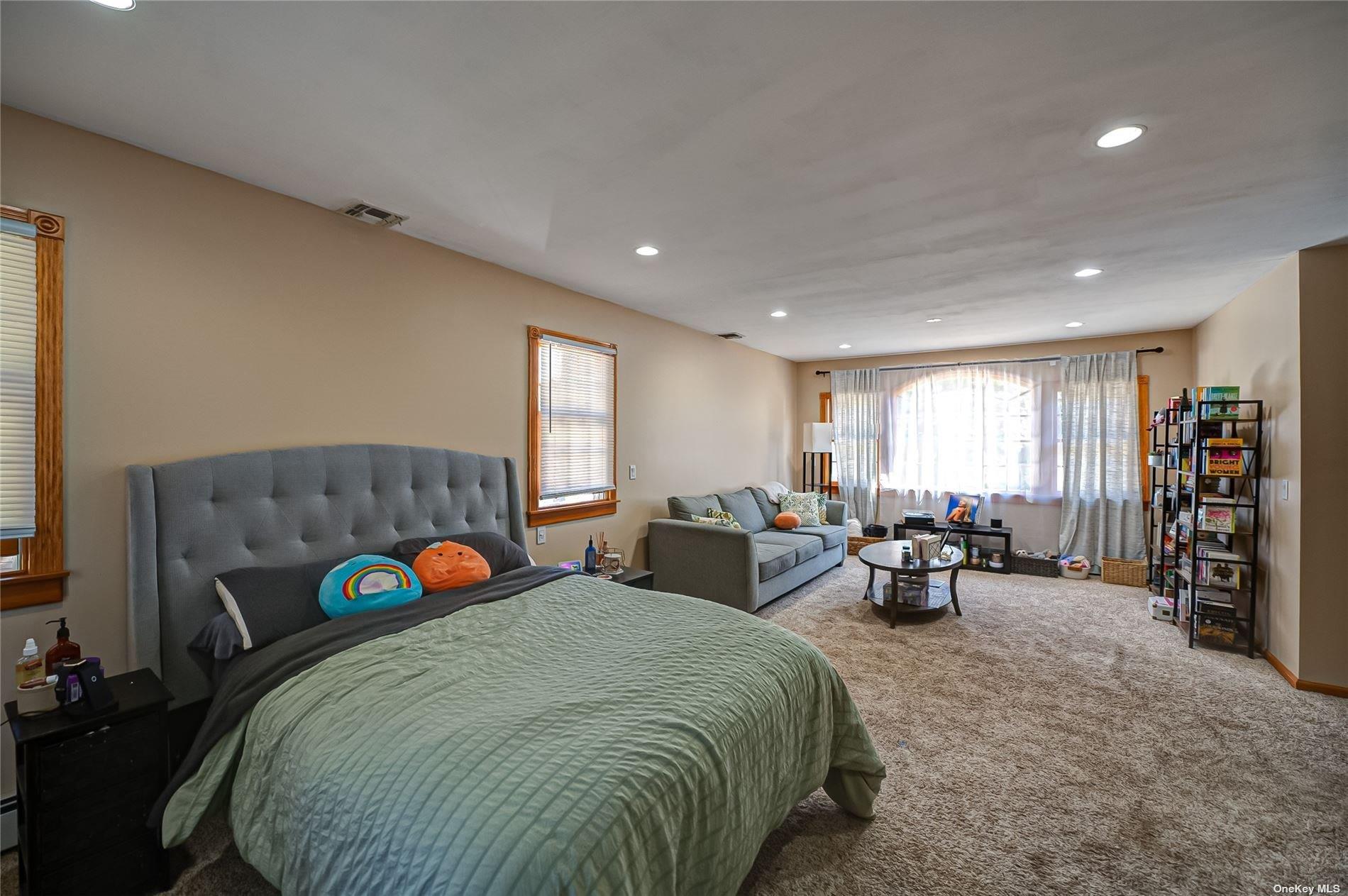 #13 photo, 43 Hollins Lane, サフォーク郡 East Islip , NY 11730