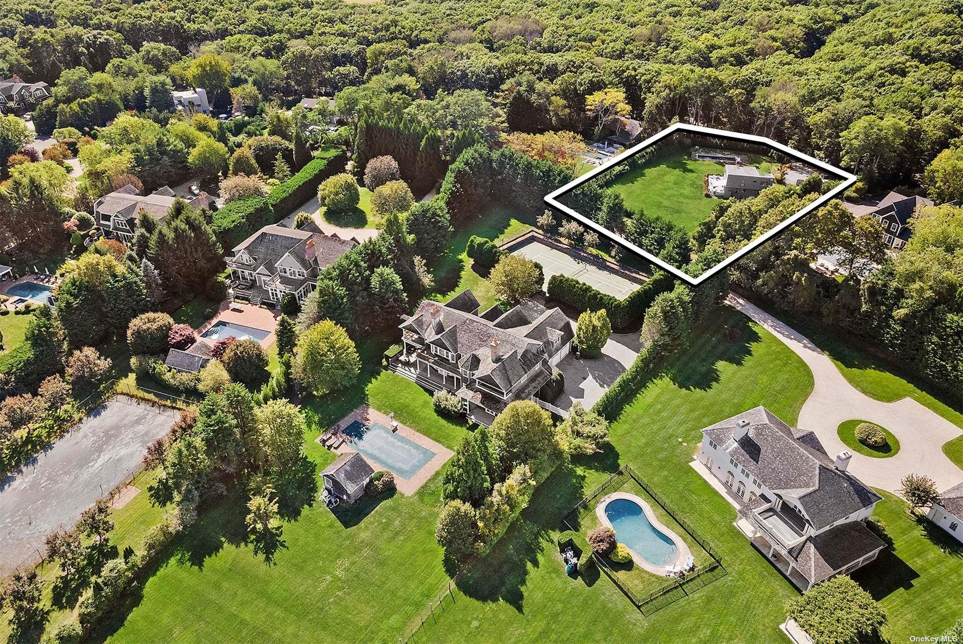 #5 photo, 700 Edge Of Woods Road, サフォーク郡 Water Mill , NY 11976