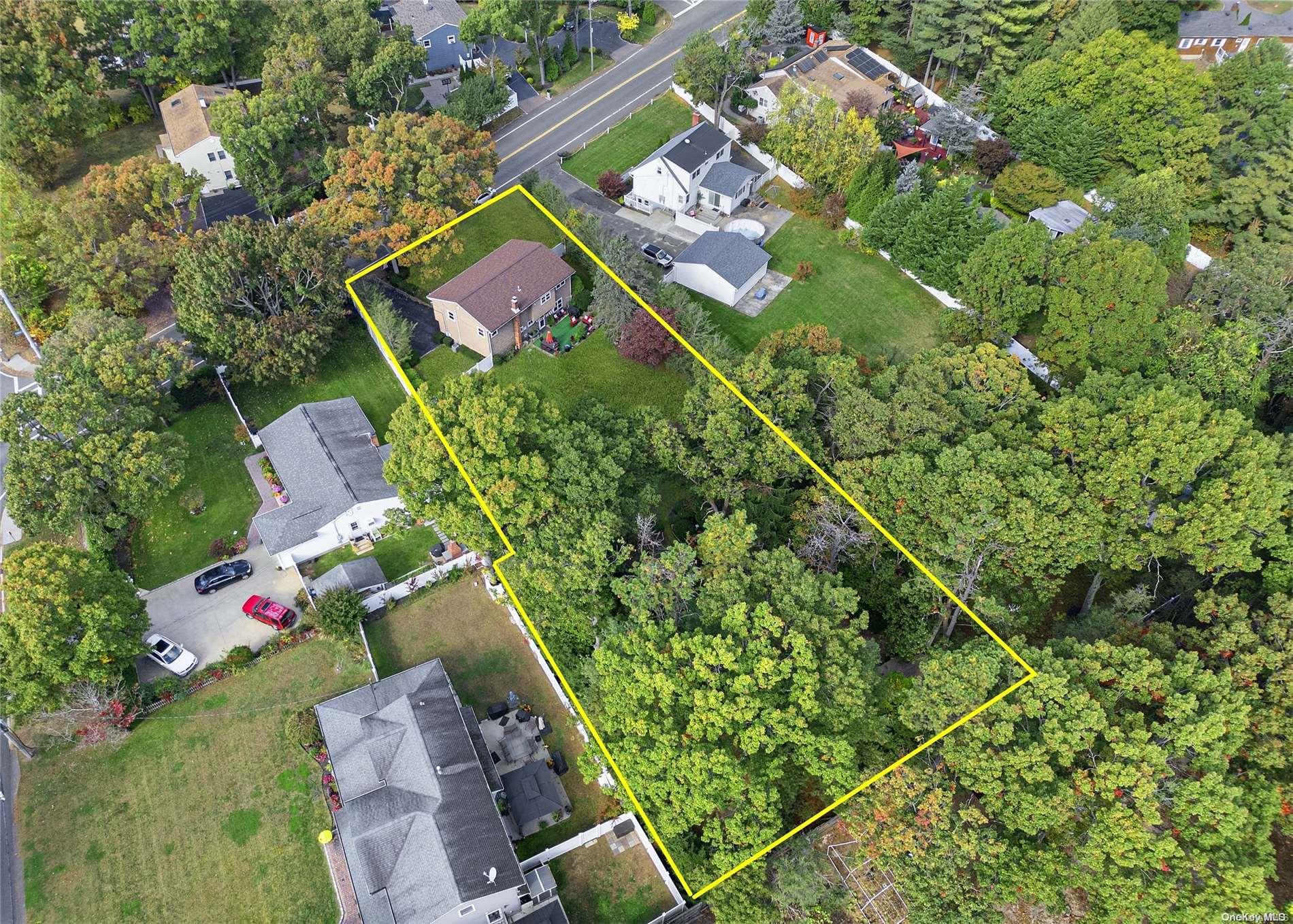 #1 photo, 985 Terry Road, Ronkonkoma , NY 11779