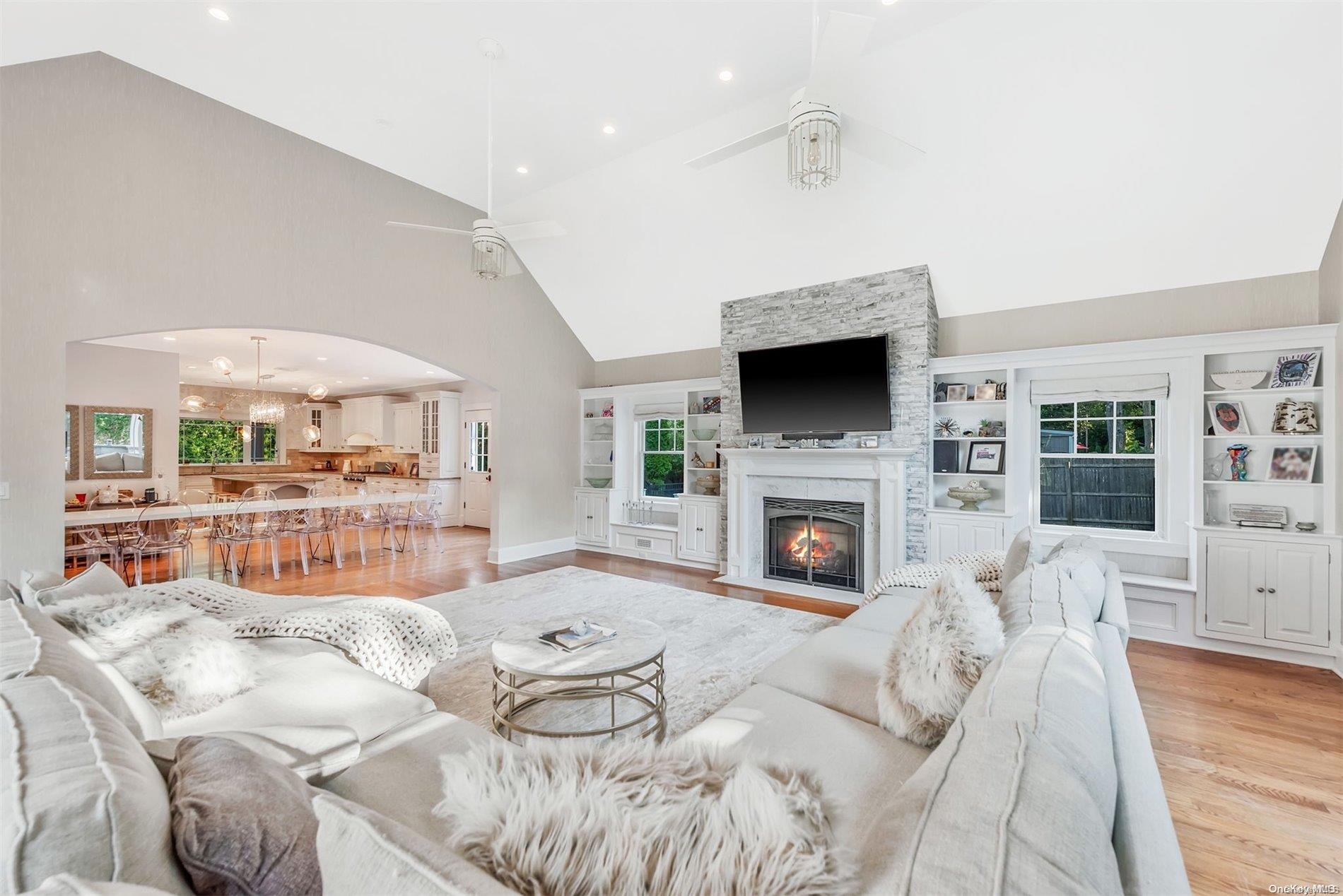 #10 photo, 76A W Tiana Road, サフォーク郡 Hampton Bays , NY 11946