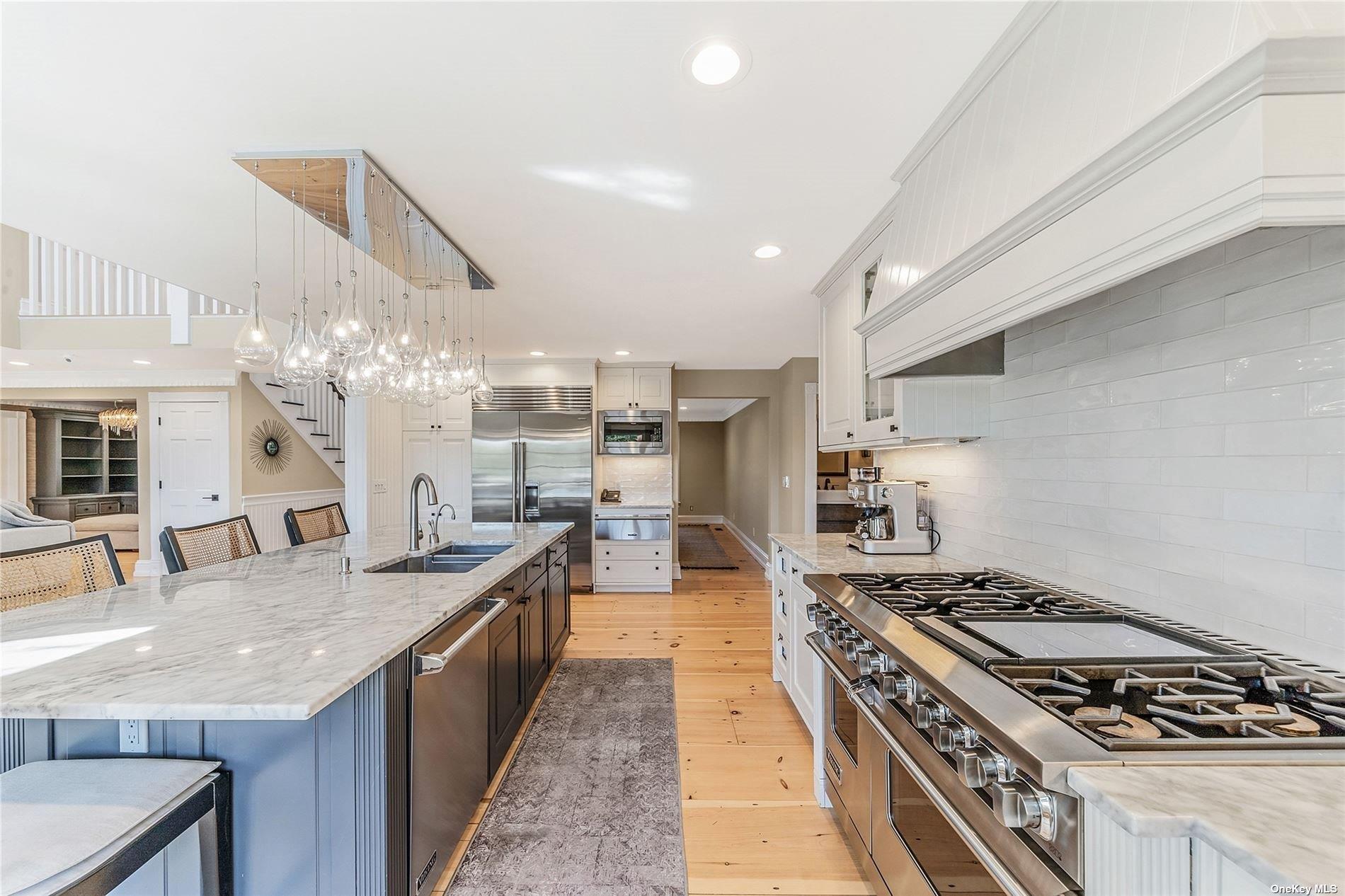 #13 photo, 300 A Maple Street, サフォーク郡 Islip , NY 11751