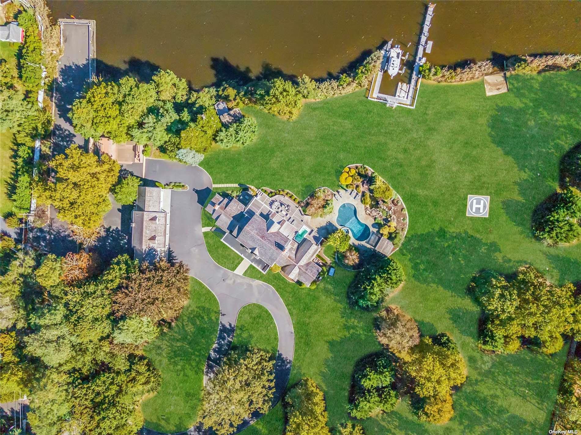 #3 photo, 300 A Maple Street, サフォーク郡 Islip , NY 11751