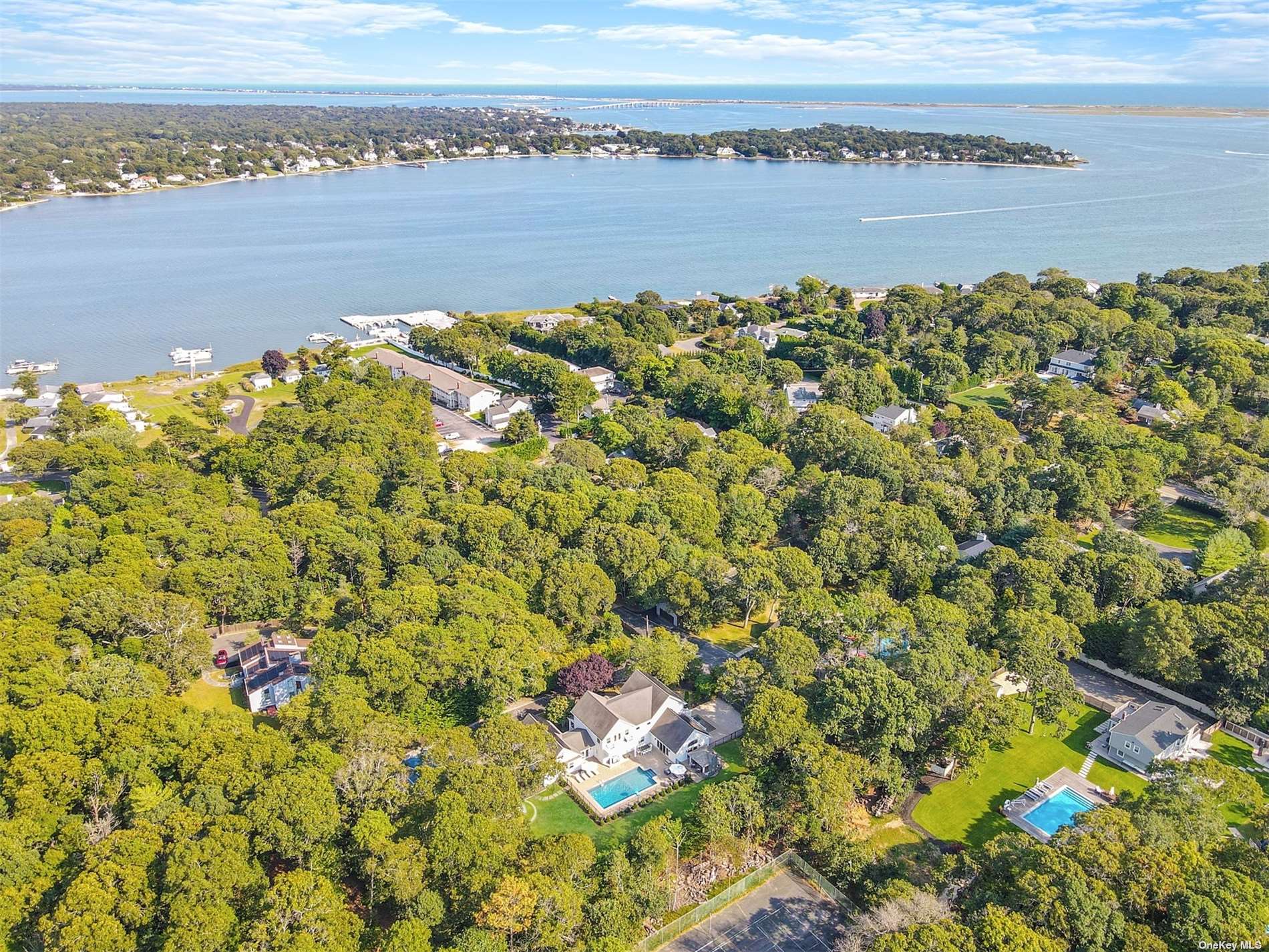 #36 photo, 76A W Tiana Road, サフォーク郡 Hampton Bays , NY 11946