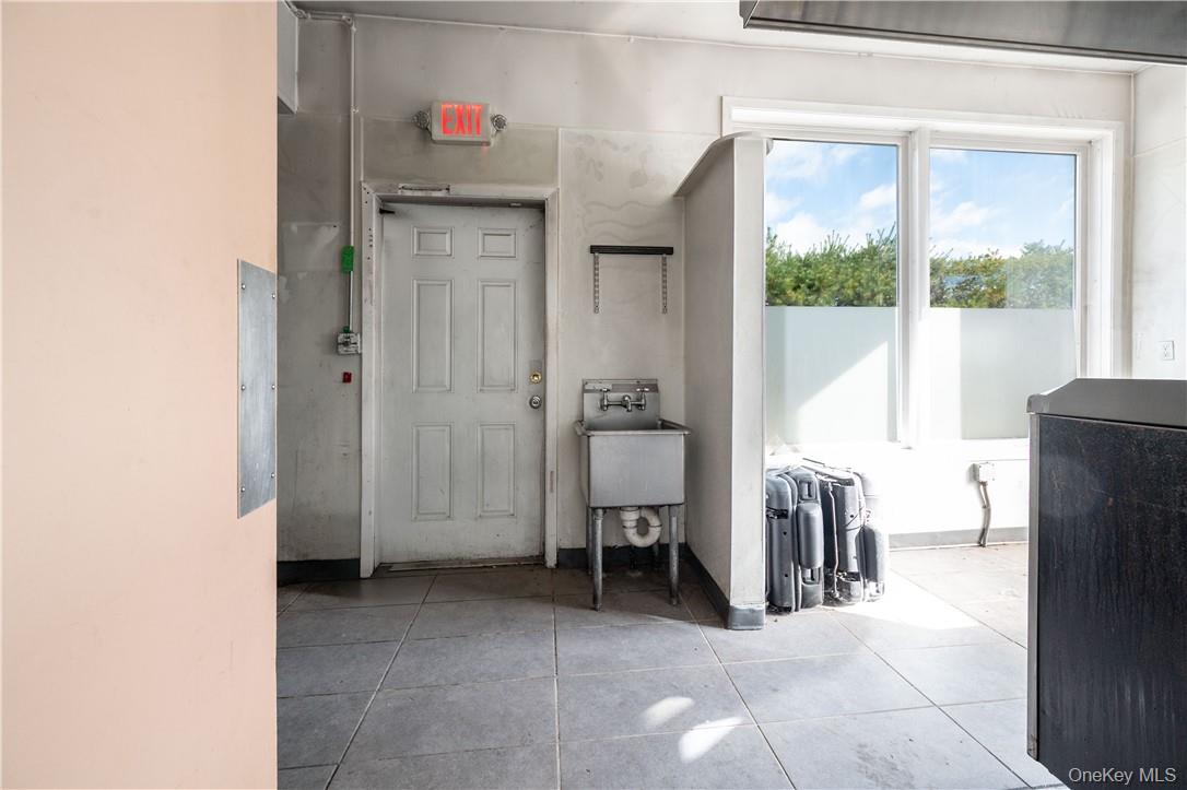 #9 photo, 256 Route 100, Somers , NY 10589