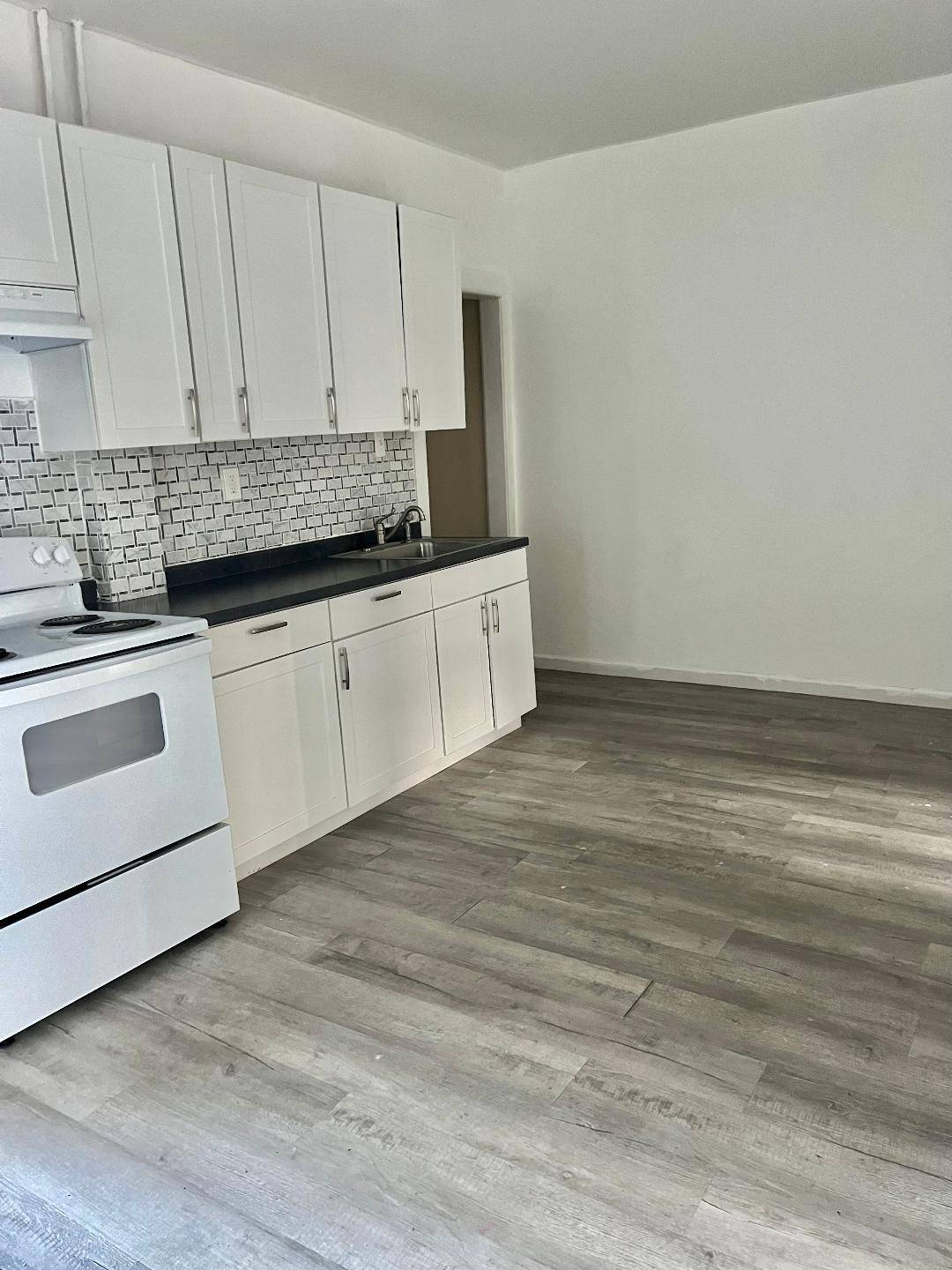 #4 photo, 2837 WEST 15 STREET, ブルックリン区 BROOKLYN , NY 11224