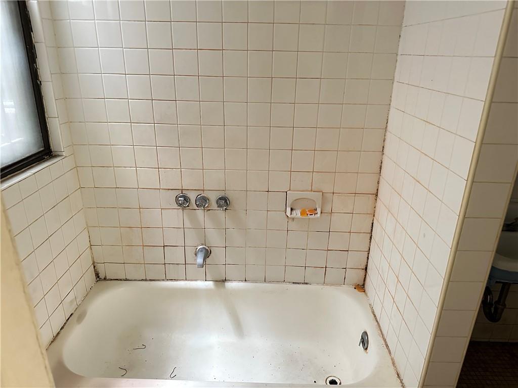 #6 photo, 665 Jefferson Place, ブロンクス区 Bronx , NY 10456