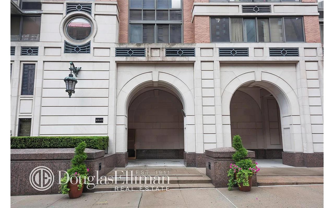 #14 photo, 161 W 61ST Street, マンハッタン Lincoln Square , NY 10023