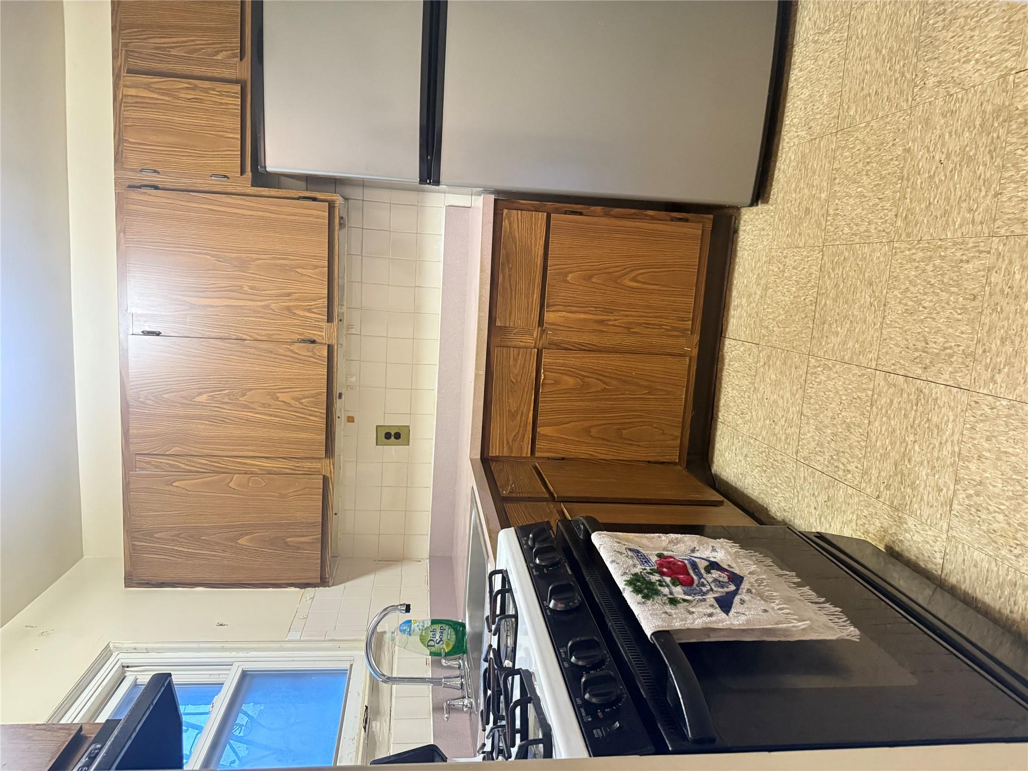 #9 photo, 244 Grafton Street, Brooklyn , NY 11212