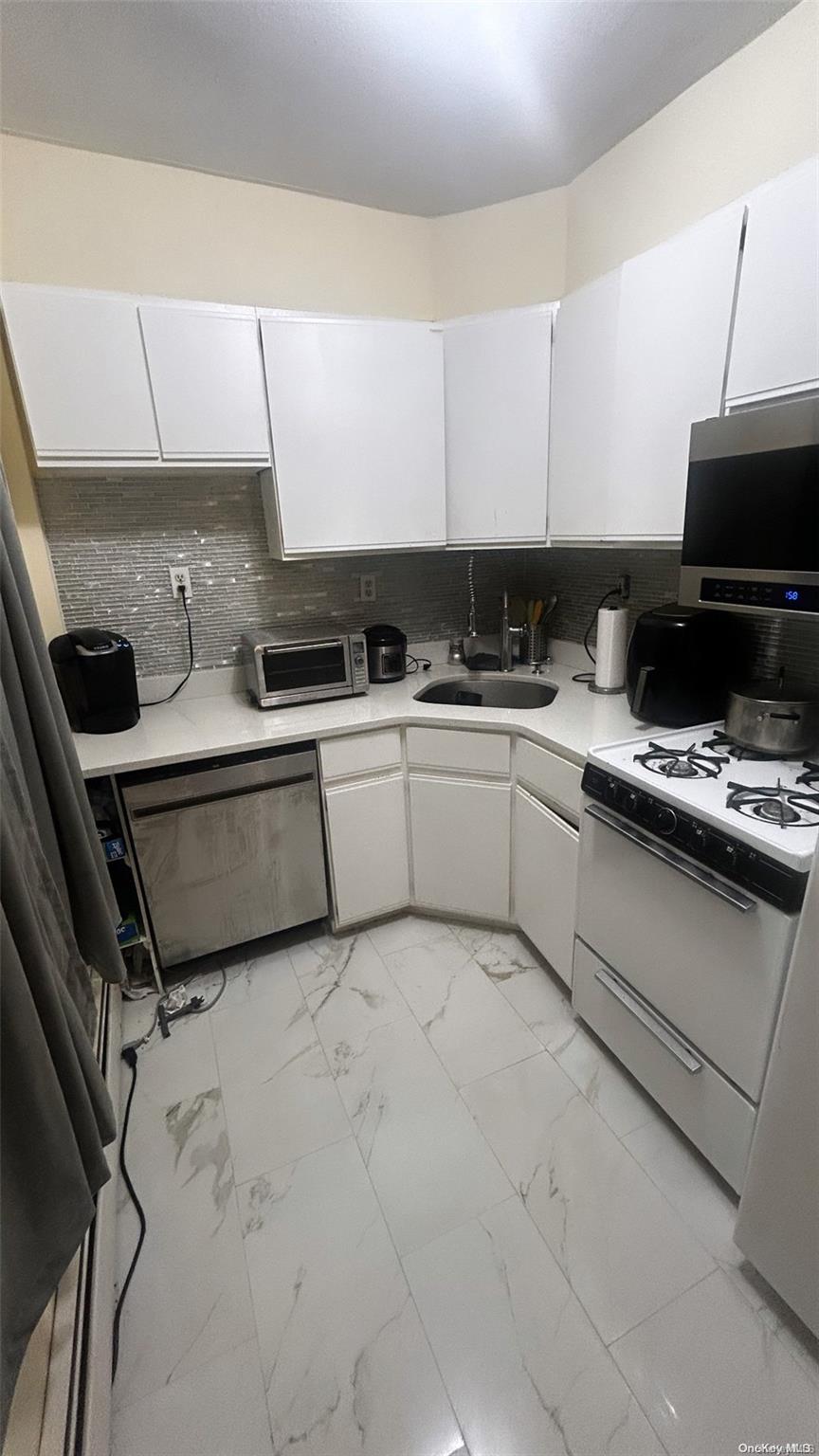 #4 photo, 55 Tulip Ave. Avenue, Floral Park , NY 11001