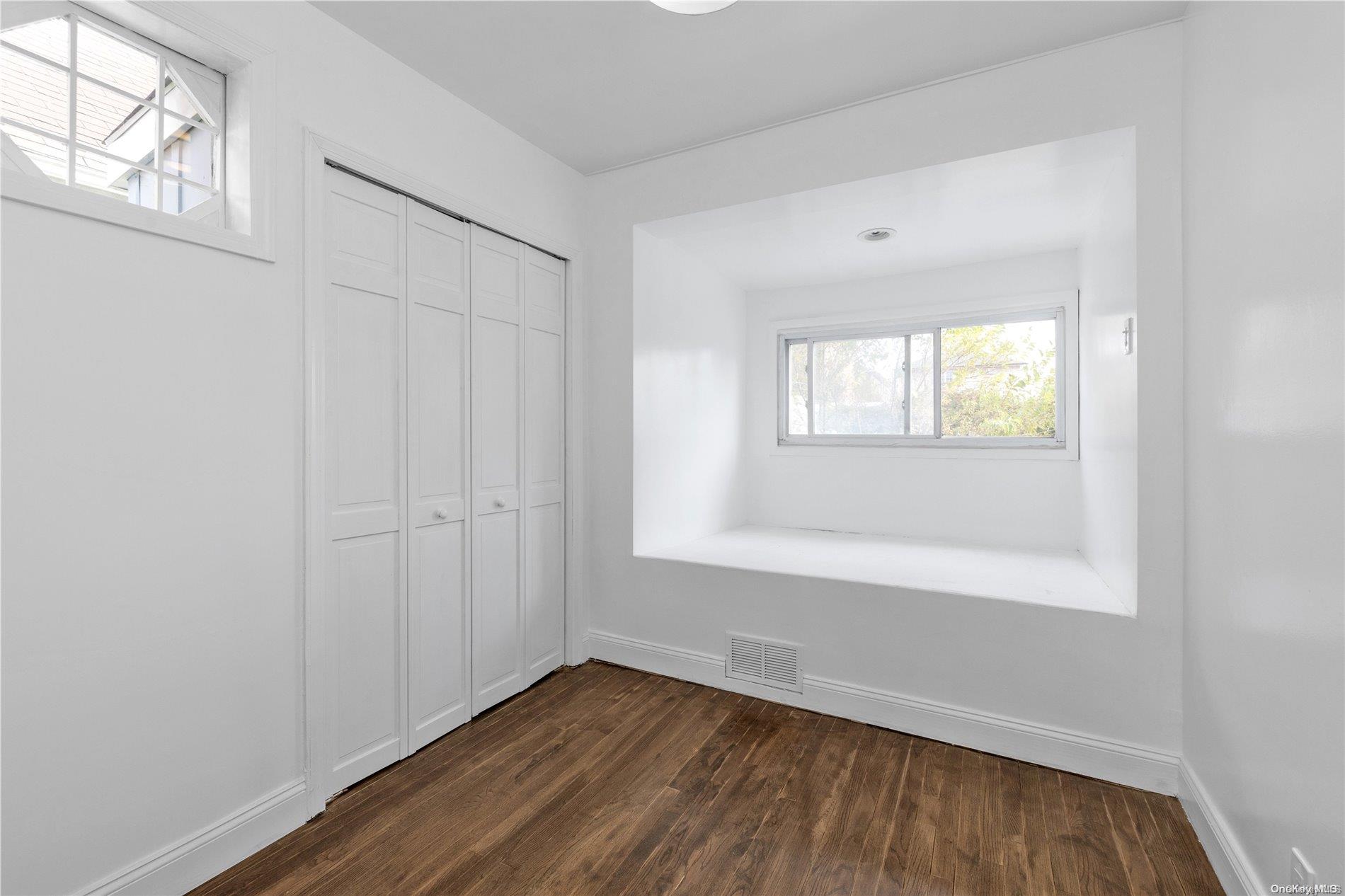 #14 photo, 15-59 150th Place, 뉴욕퀸즈 Whitestone , NY 11357