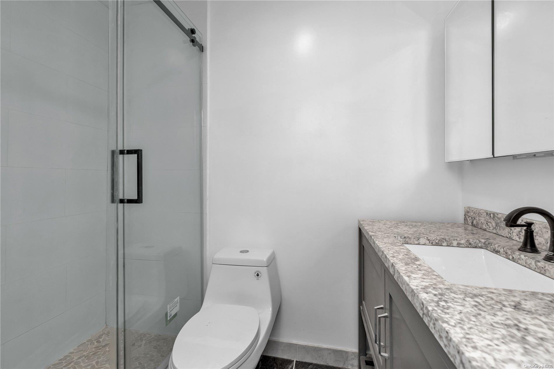 #17 photo, 15-59 150th Place, 뉴욕퀸즈 Whitestone , NY 11357