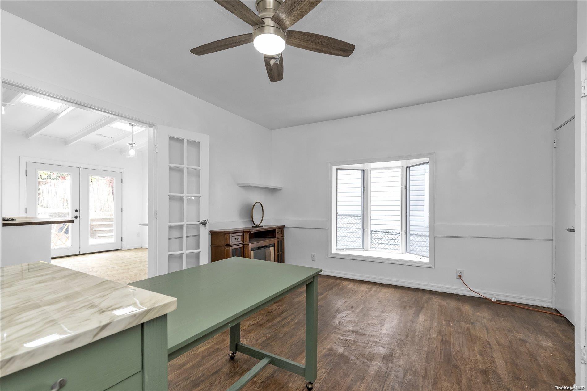 #7 photo, 15-59 150th Place, 뉴욕퀸즈 Whitestone , NY 11357