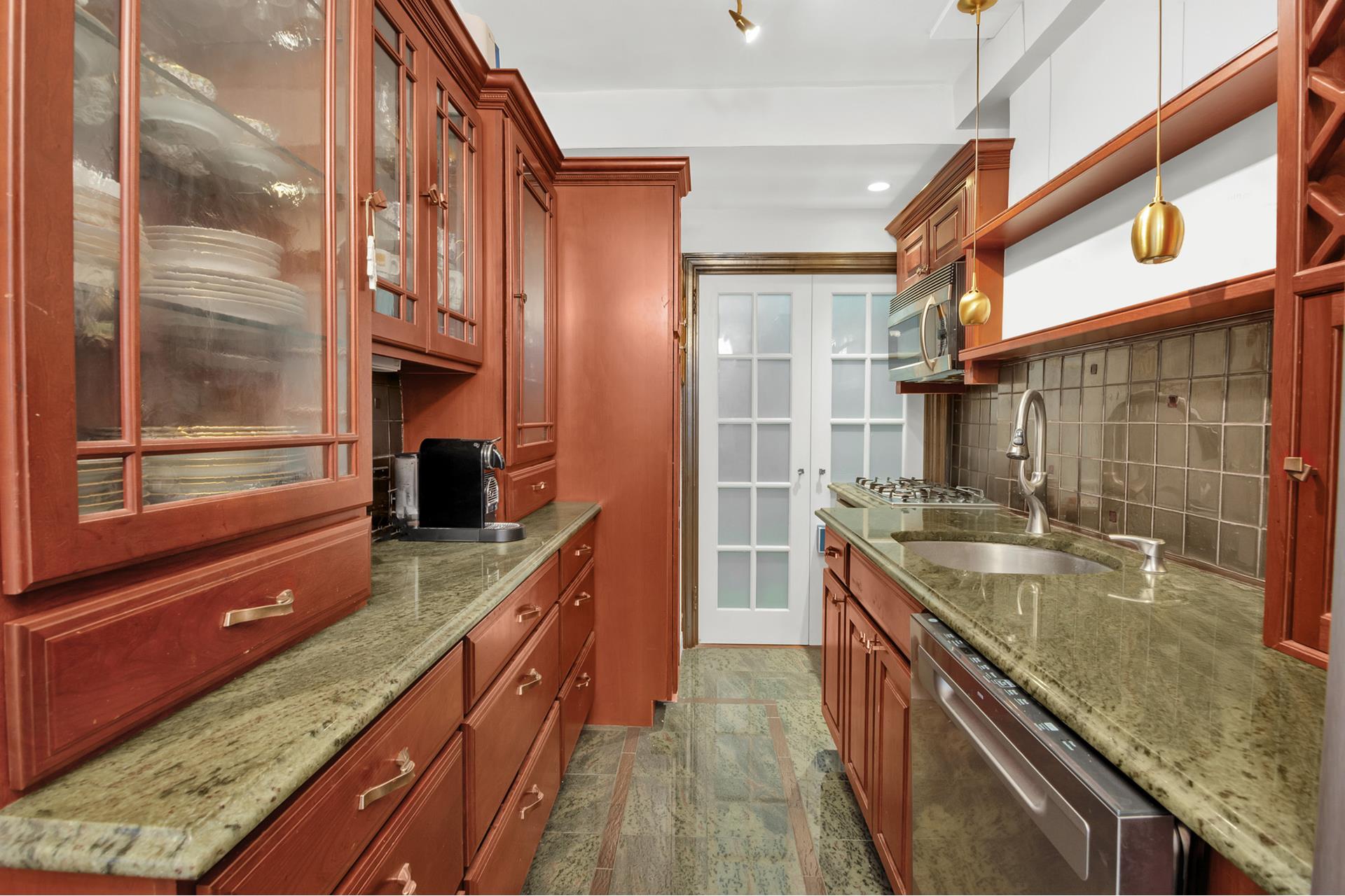 #6 photo, 155 E 49TH Street, マンハッタン Turtle Bay , NY 10017