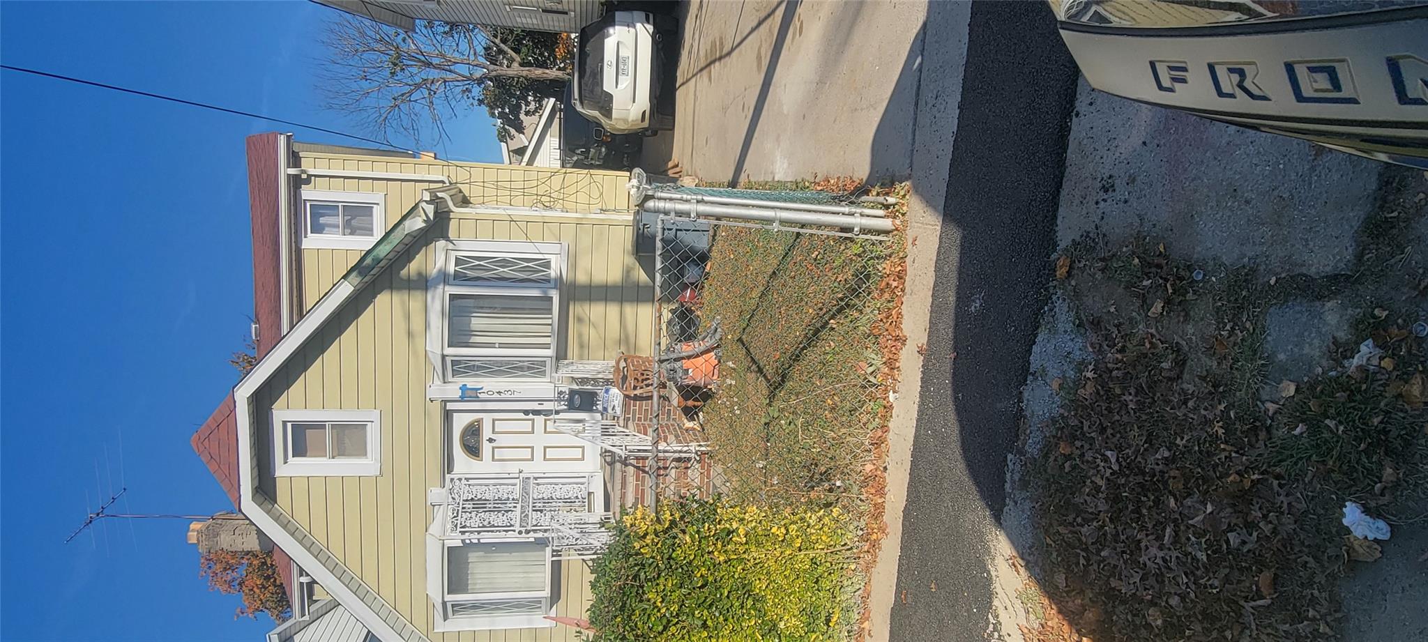 #11 photo, 104-37 214th Street, クイーンズ区 Queens Village , NY 11429