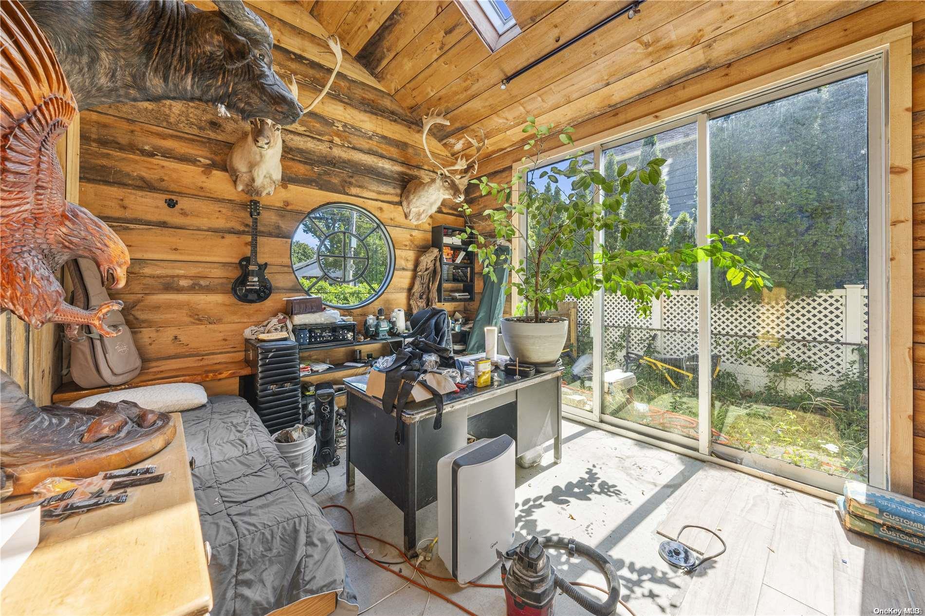 #11 photo, 4 Maple Street, ناسو Glenwood Landing , NY 11547