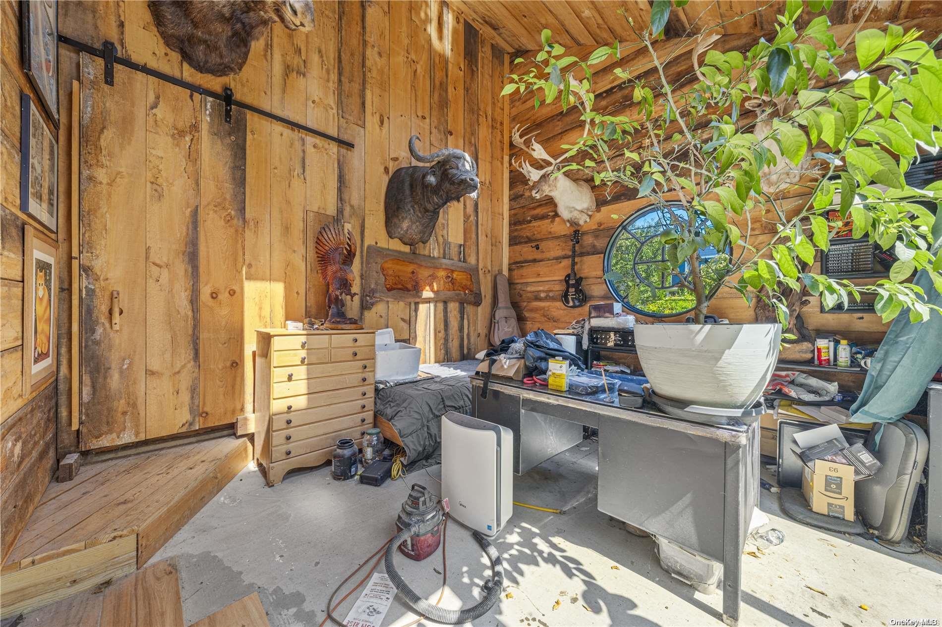 #13 photo, 4 Maple Street, ناسو Glenwood Landing , NY 11547