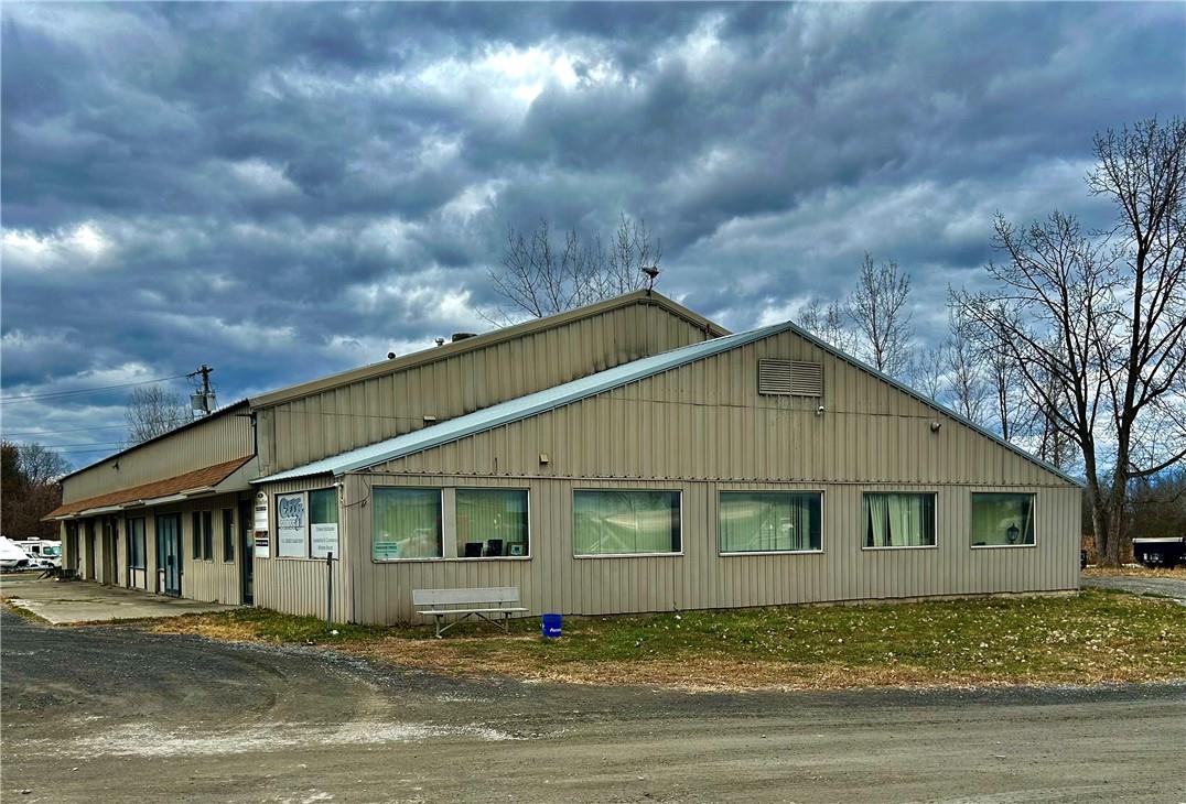 #2 photo, 191 Columbia Turnpike Loop, Hudson , NY 12534