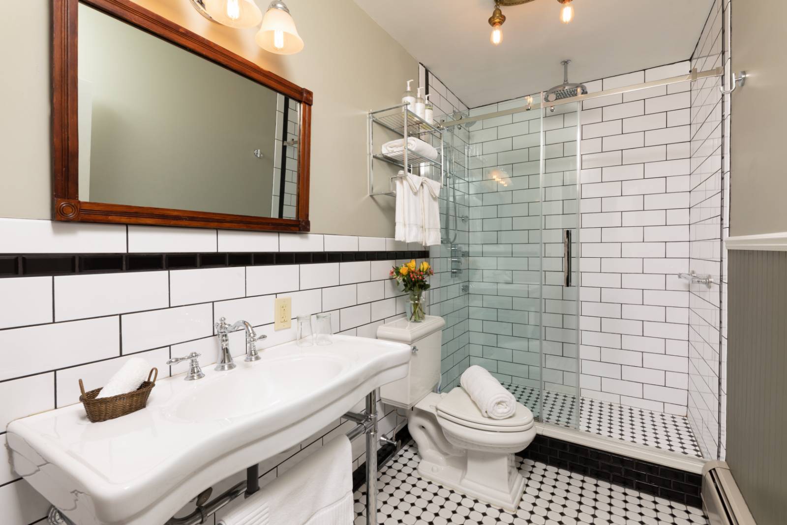 #35 photo, 1423 Genesee Street, Utica , NY 13501