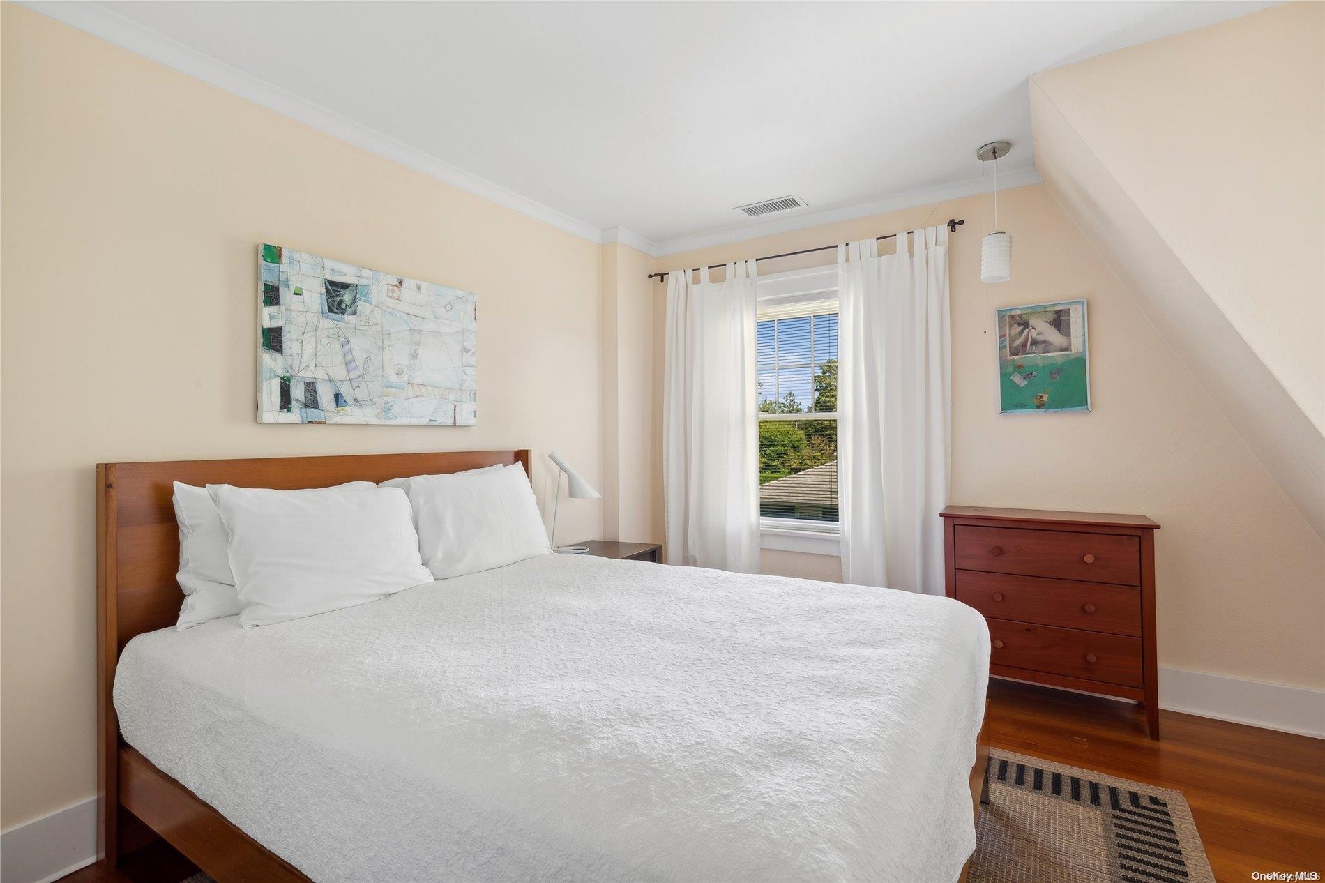 #13 photo, 2803 Montauk Highway, サフォーク郡 Bridgehampton , NY 11932